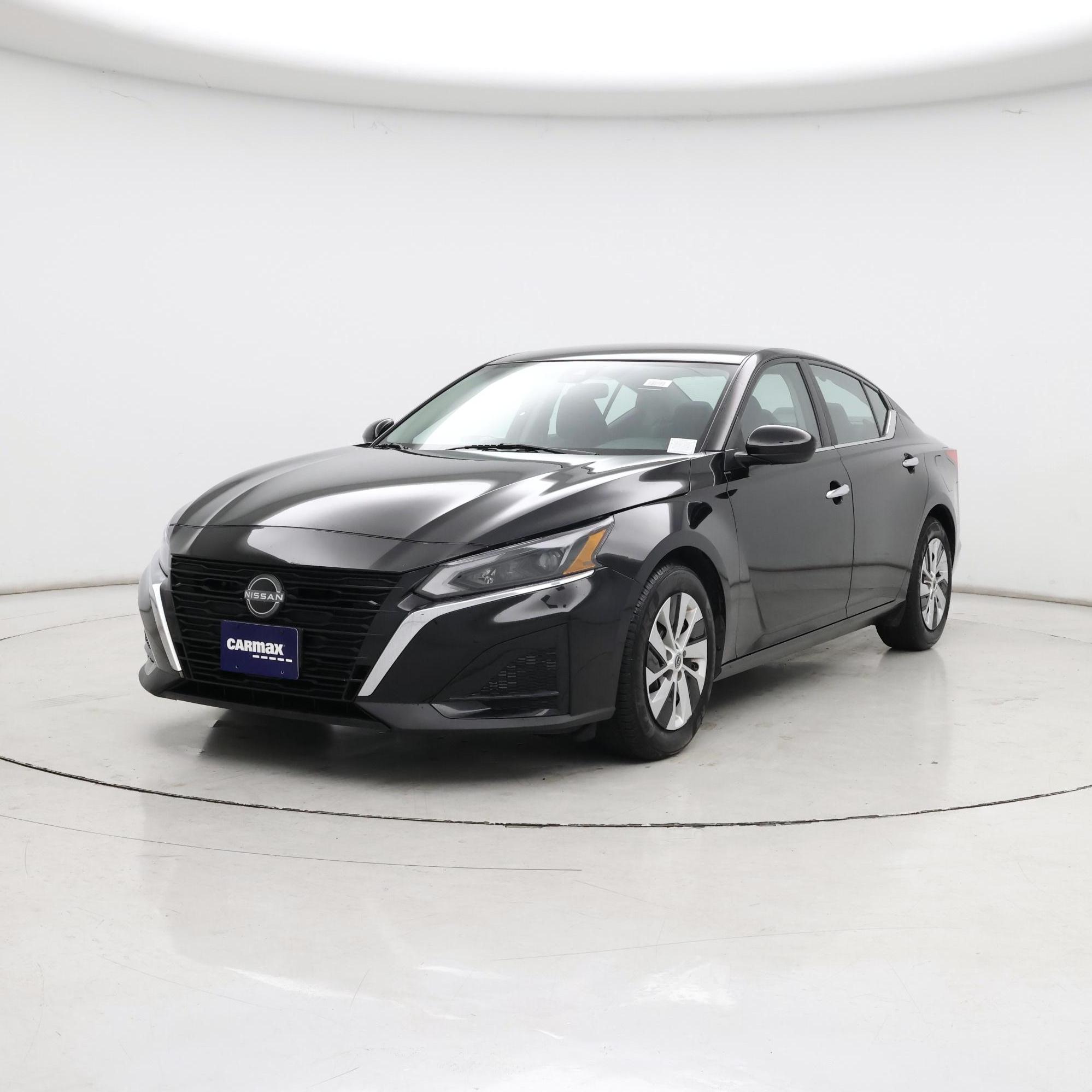 Thumbnail: 2023 Nissan Altima - 4