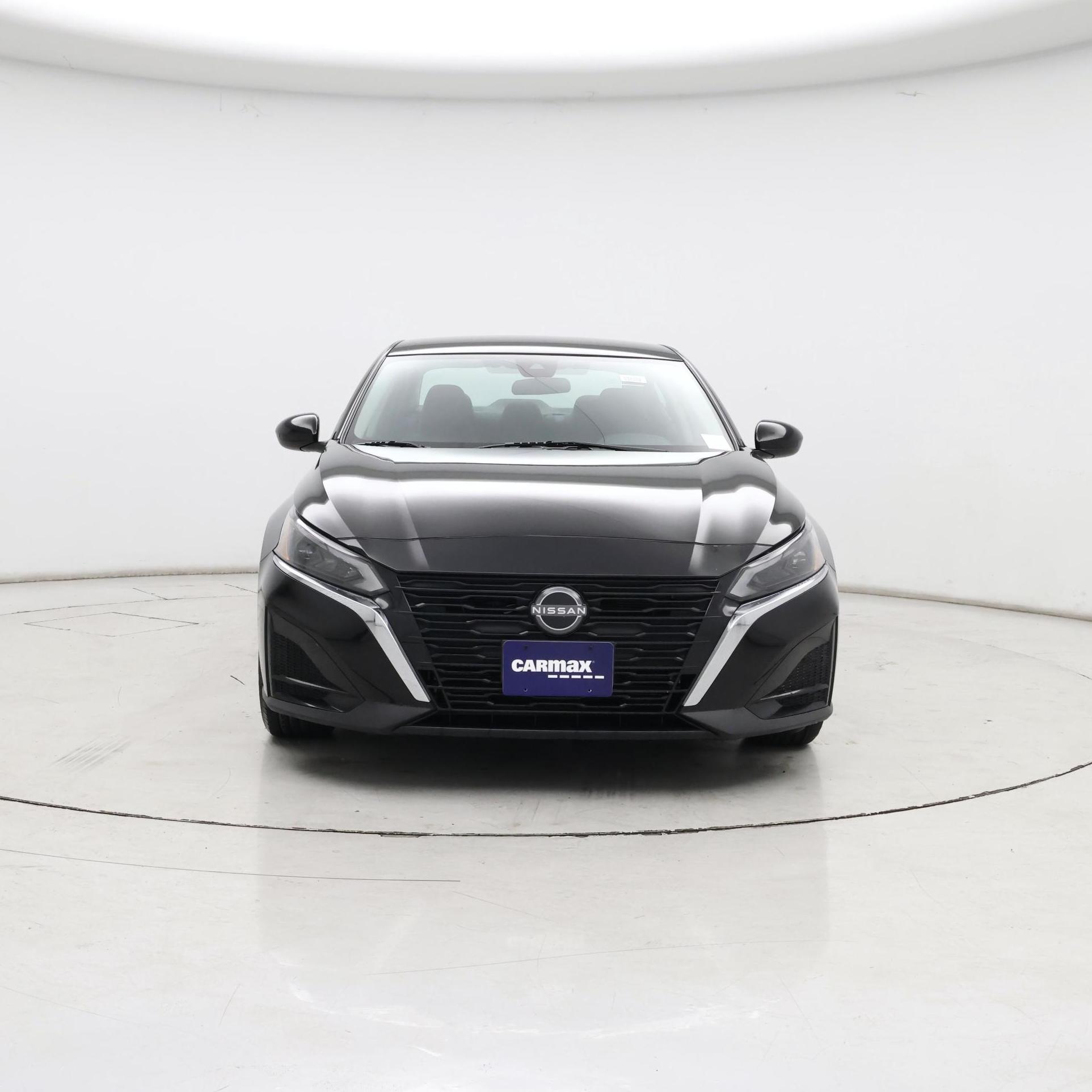 Thumbnail: 2023 Nissan Altima - 5
