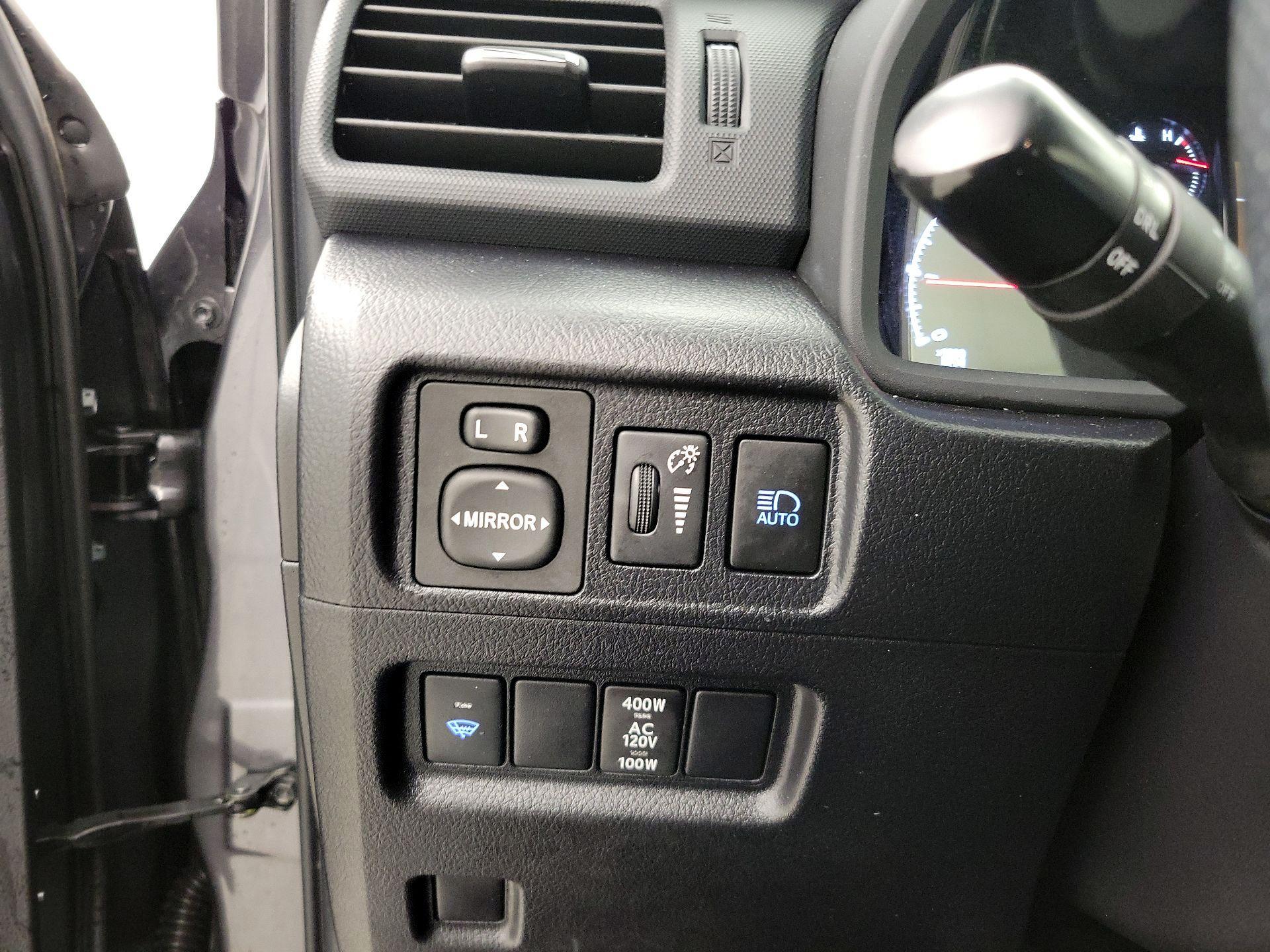 Thumbnail: 2020 Toyota 4Runner - 13