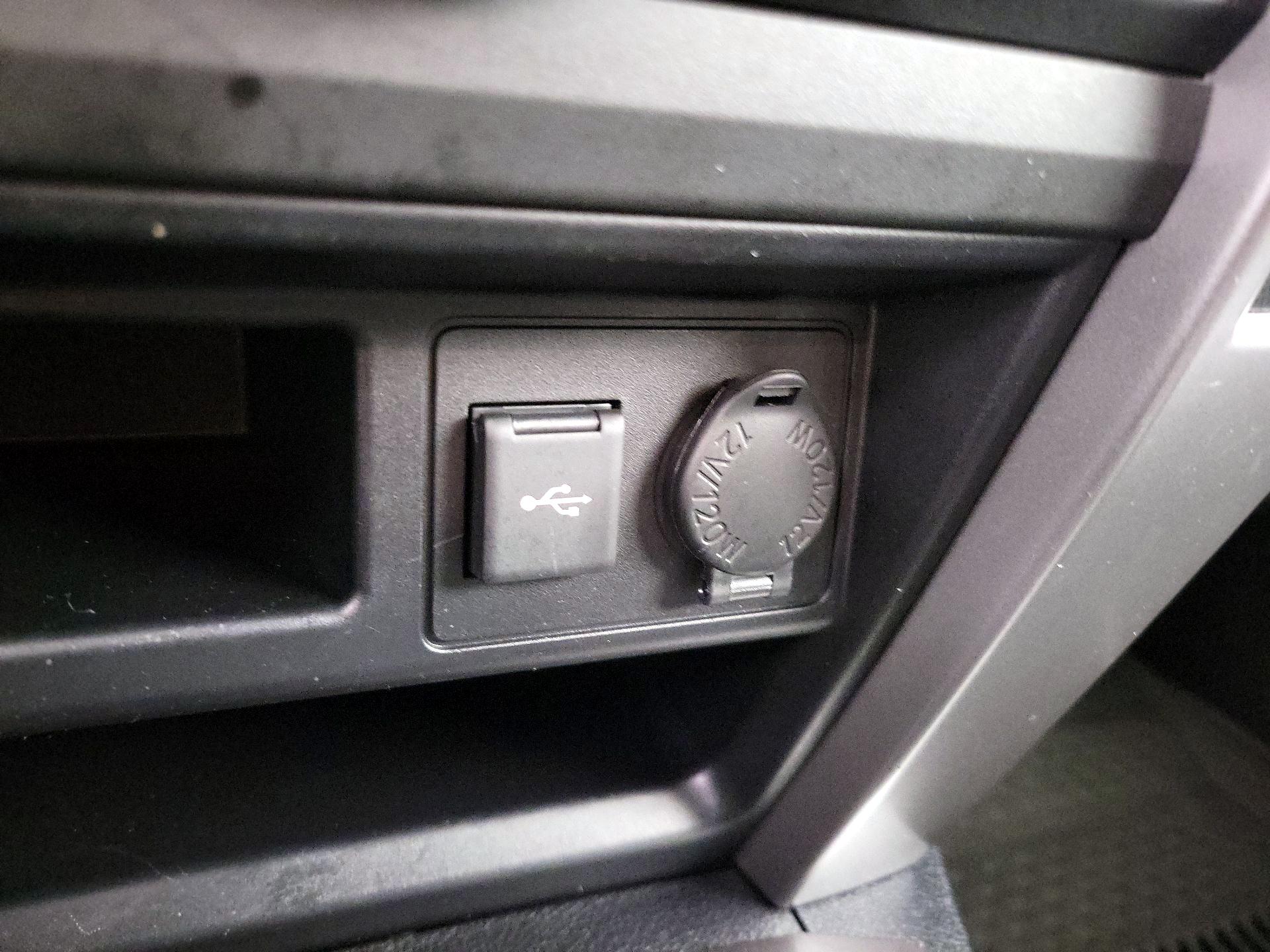 Thumbnail: 2020 Toyota 4Runner - 19