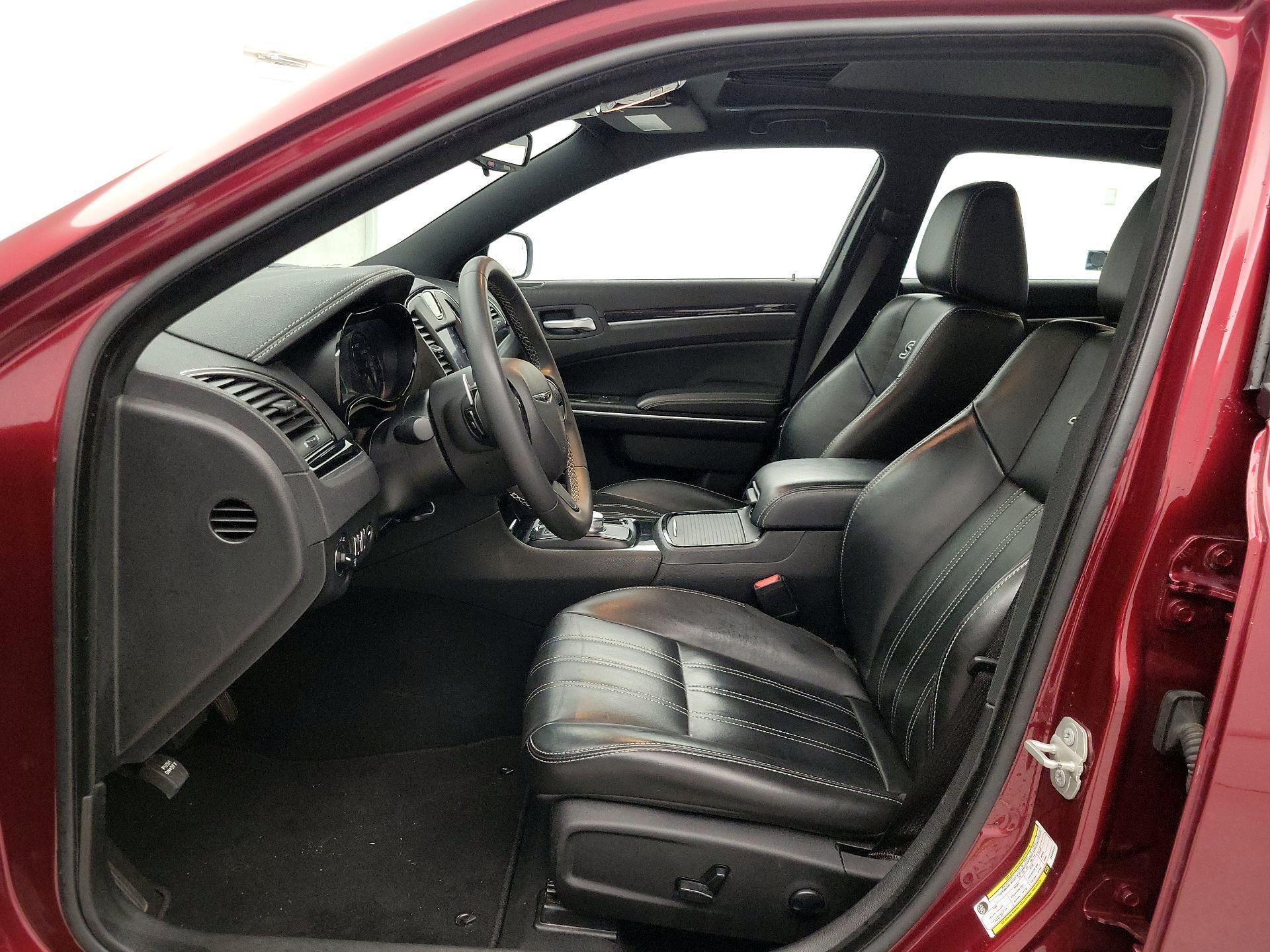 Thumbnail: 2023 Chrysler 300 - 11