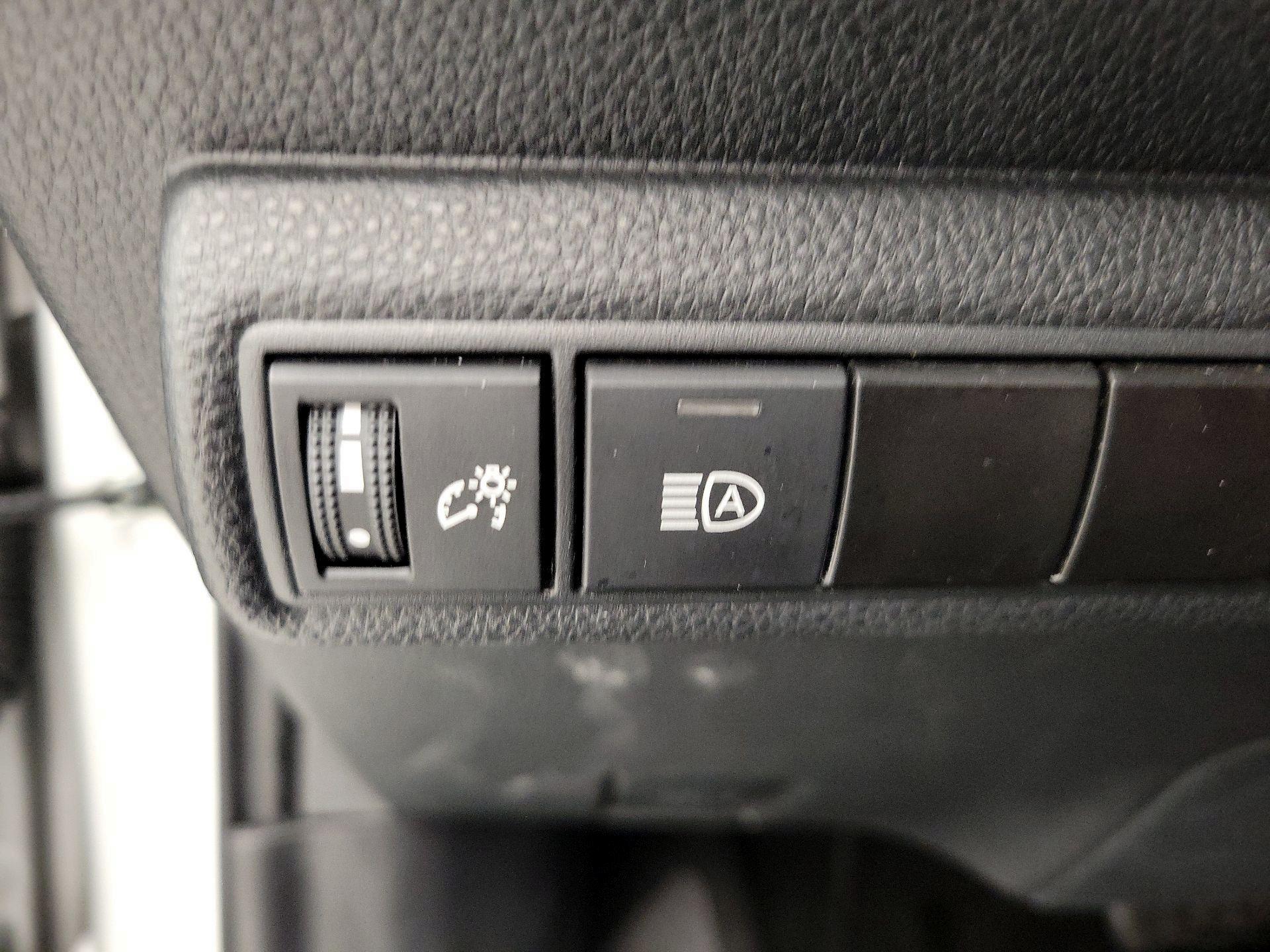 Thumbnail: 2024 Toyota Corolla - 13