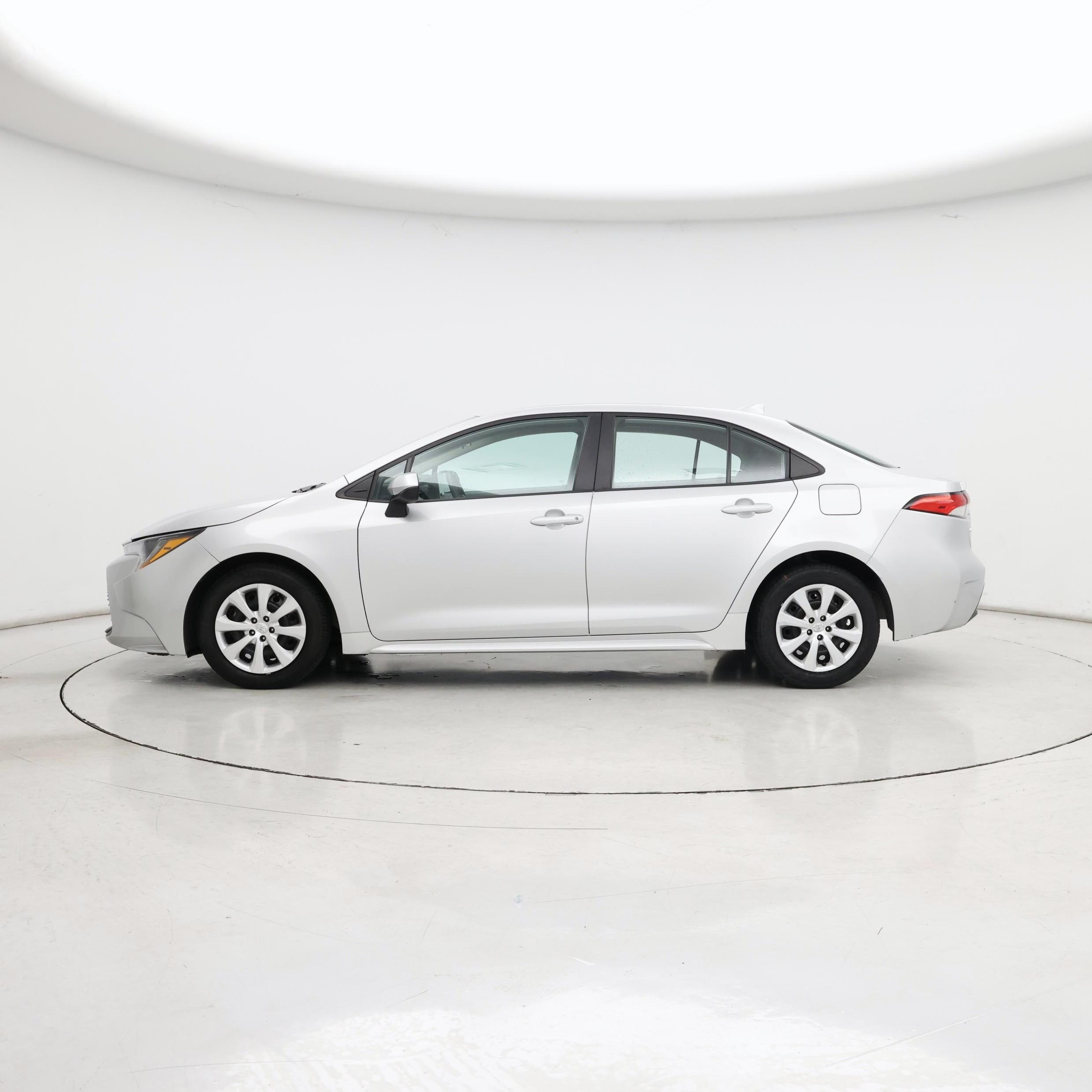 Thumbnail: 2024 Toyota Corolla - 3