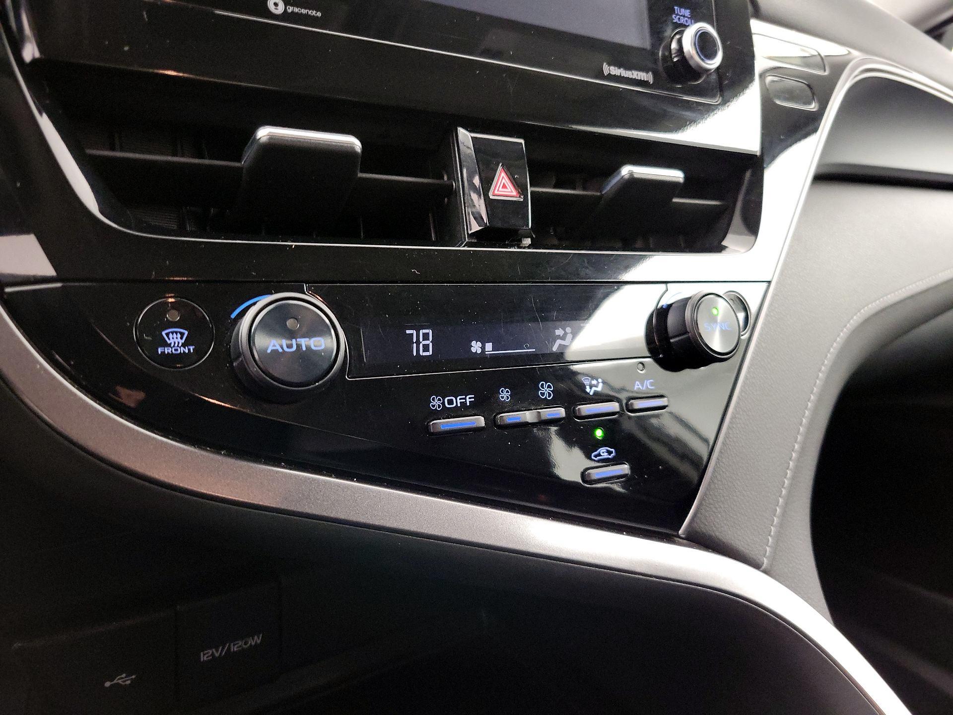 Thumbnail: 2024 Toyota Camry - 16