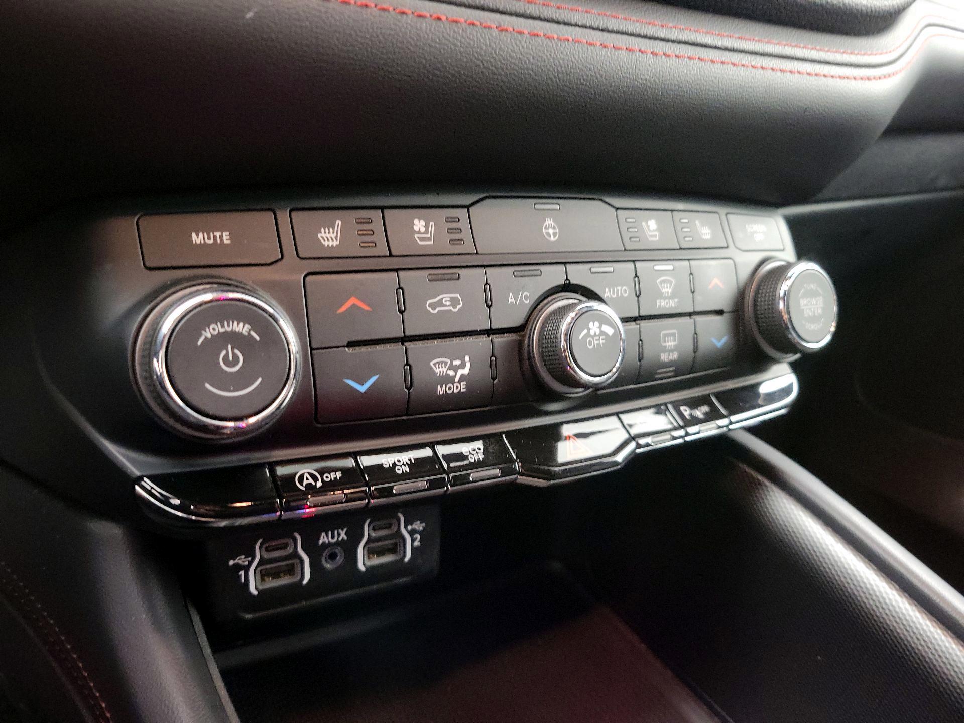 Thumbnail: 2024 Dodge Durango - 17