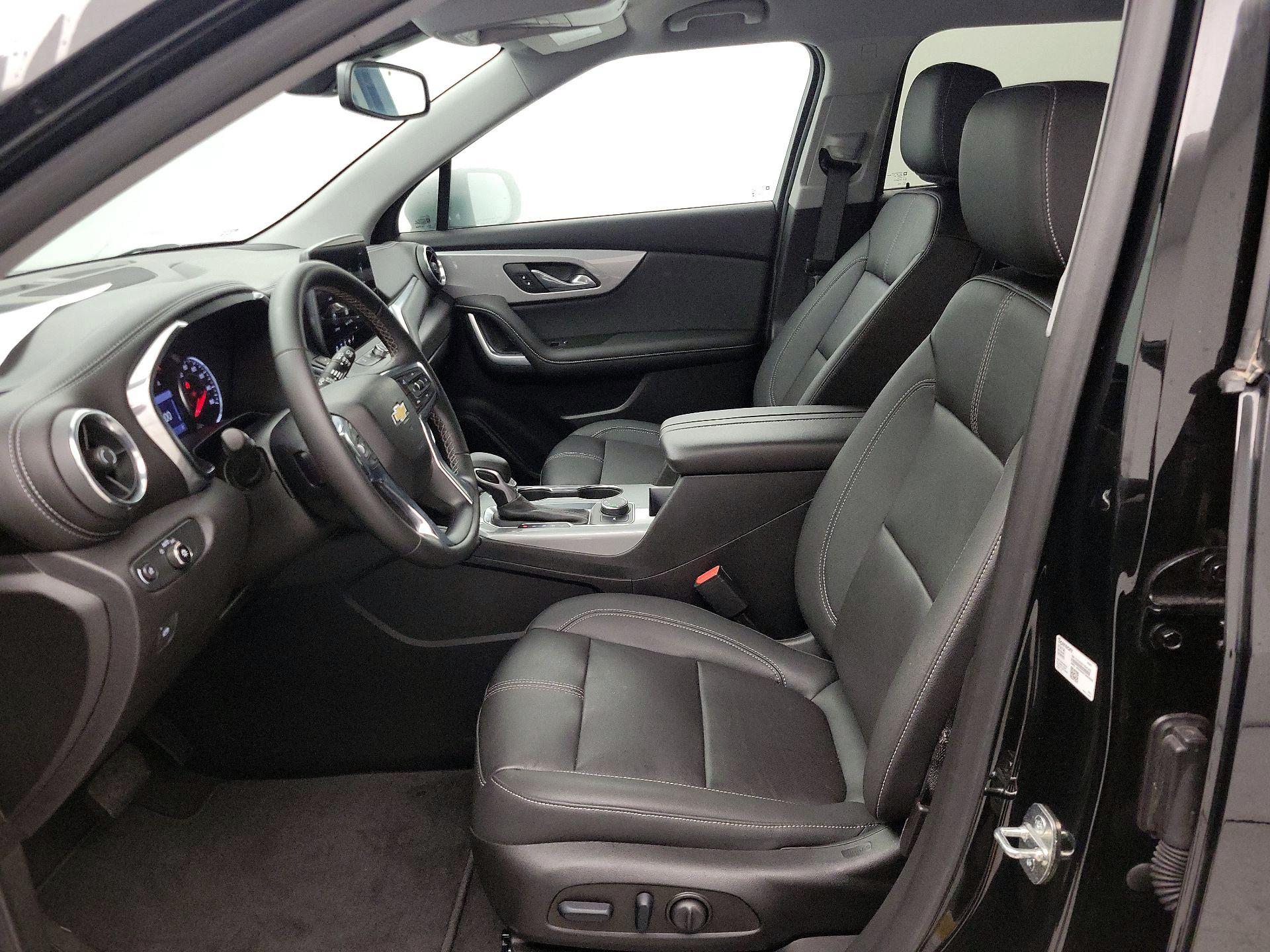 Thumbnail: 2023 Chevrolet Blazer - 11