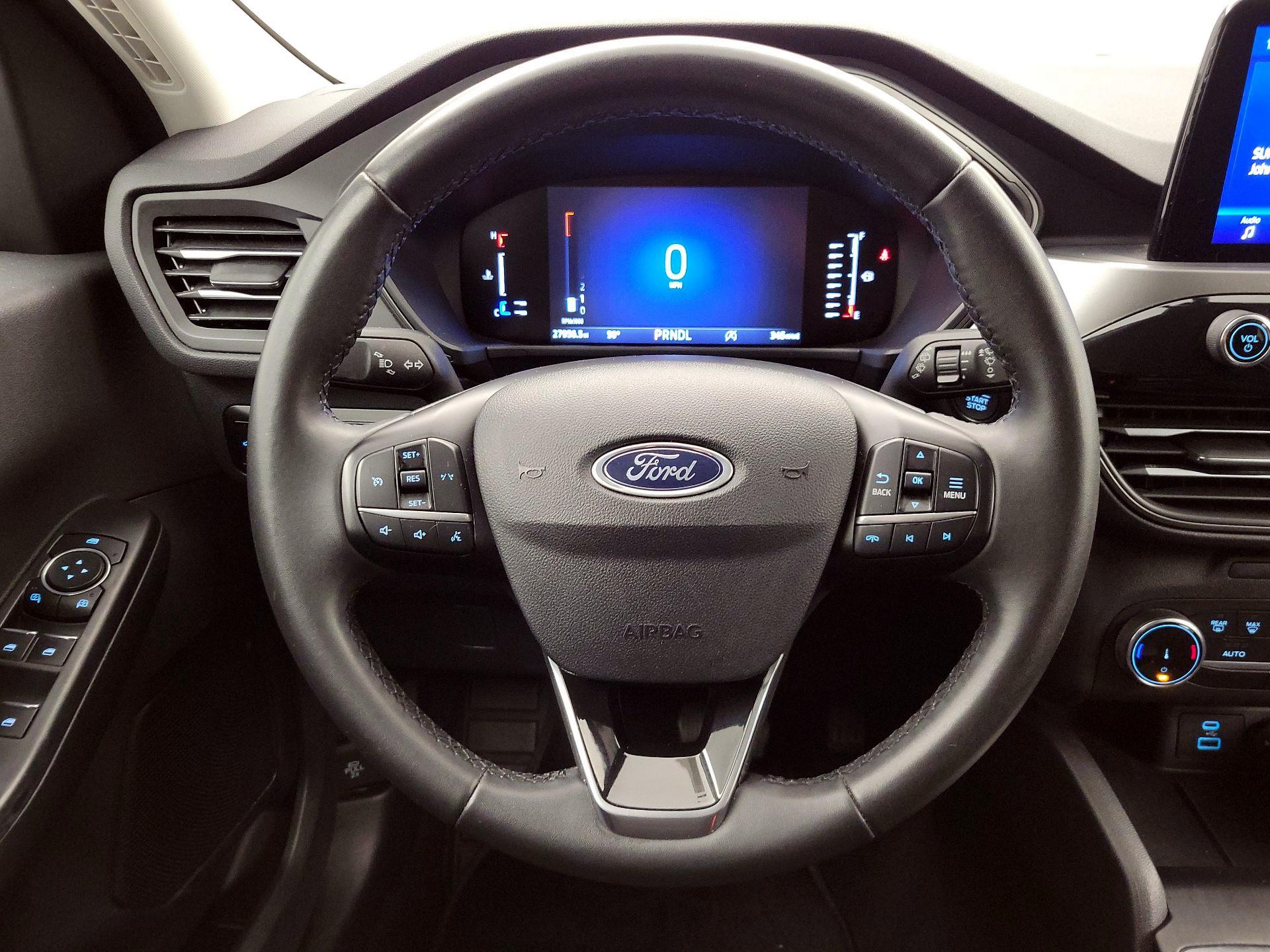 Thumbnail: 2023 Ford Escape - 10