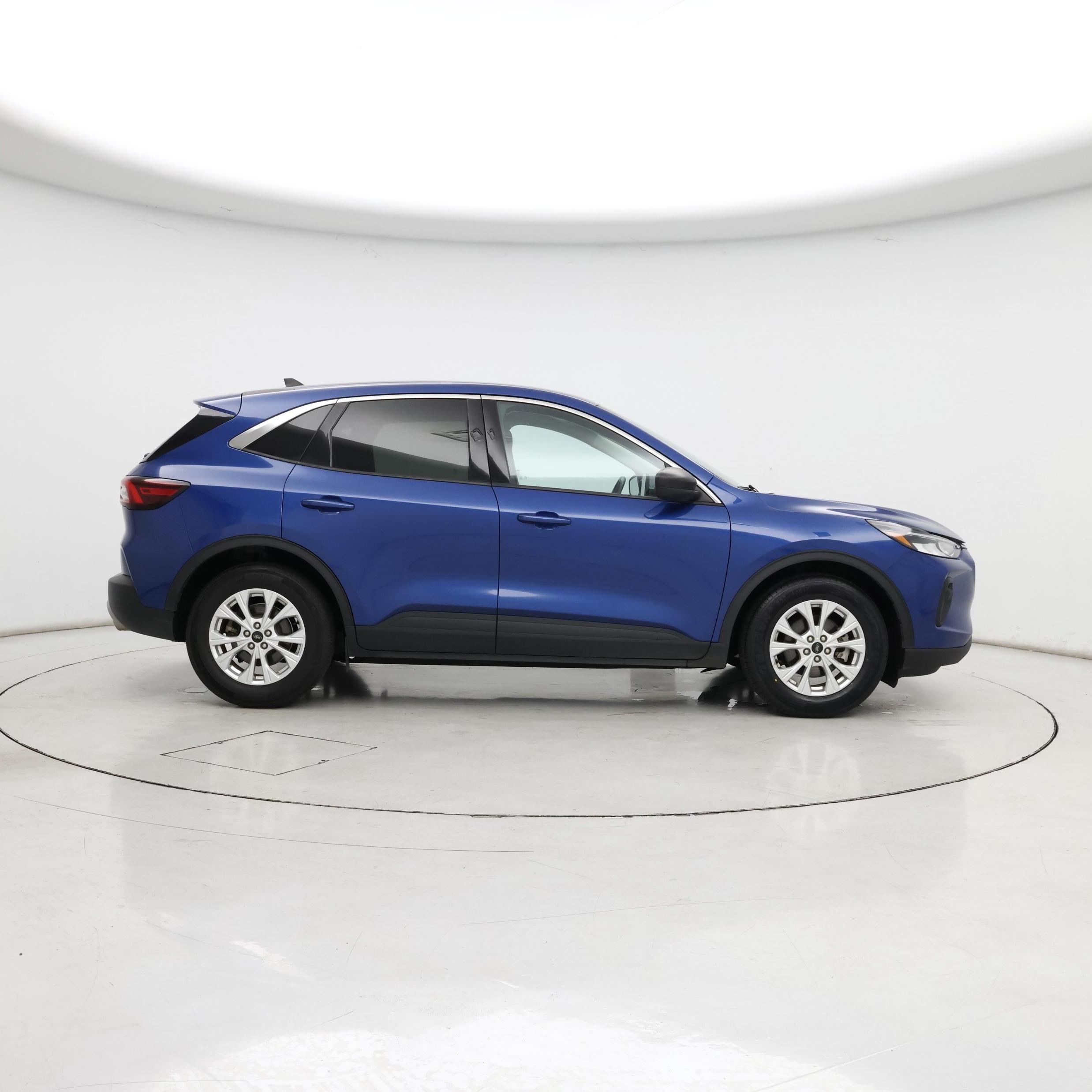 Thumbnail: 2023 Ford Escape - 7