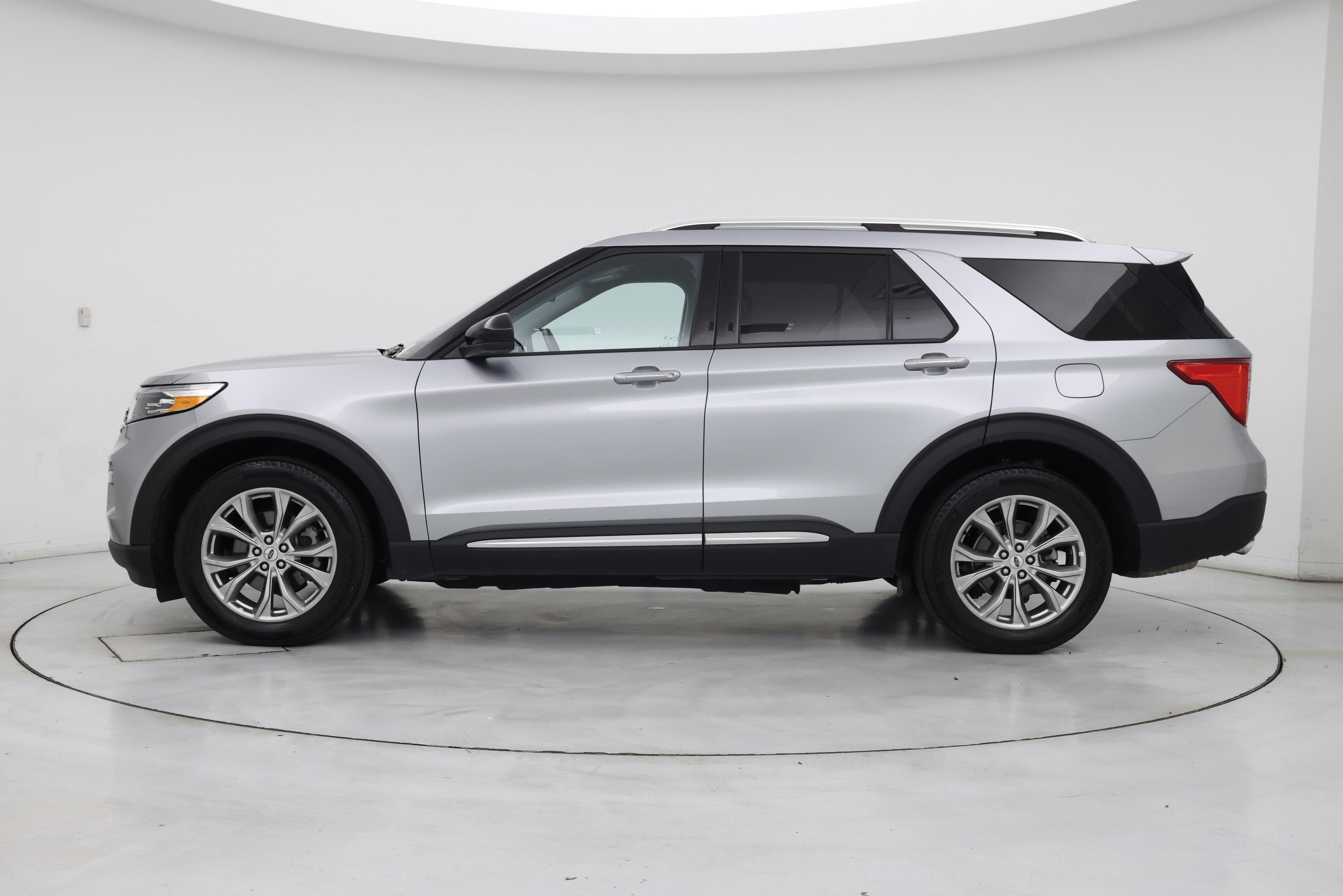 Thumbnail: 2024 Ford Explorer - 3