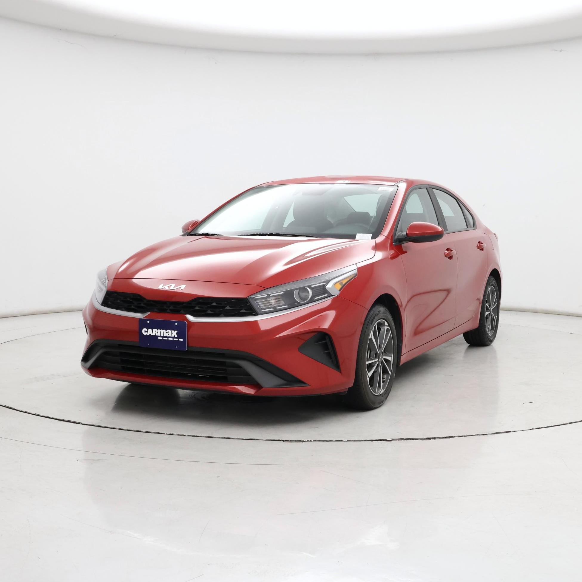 Thumbnail: 2024 Kia Forte - 4