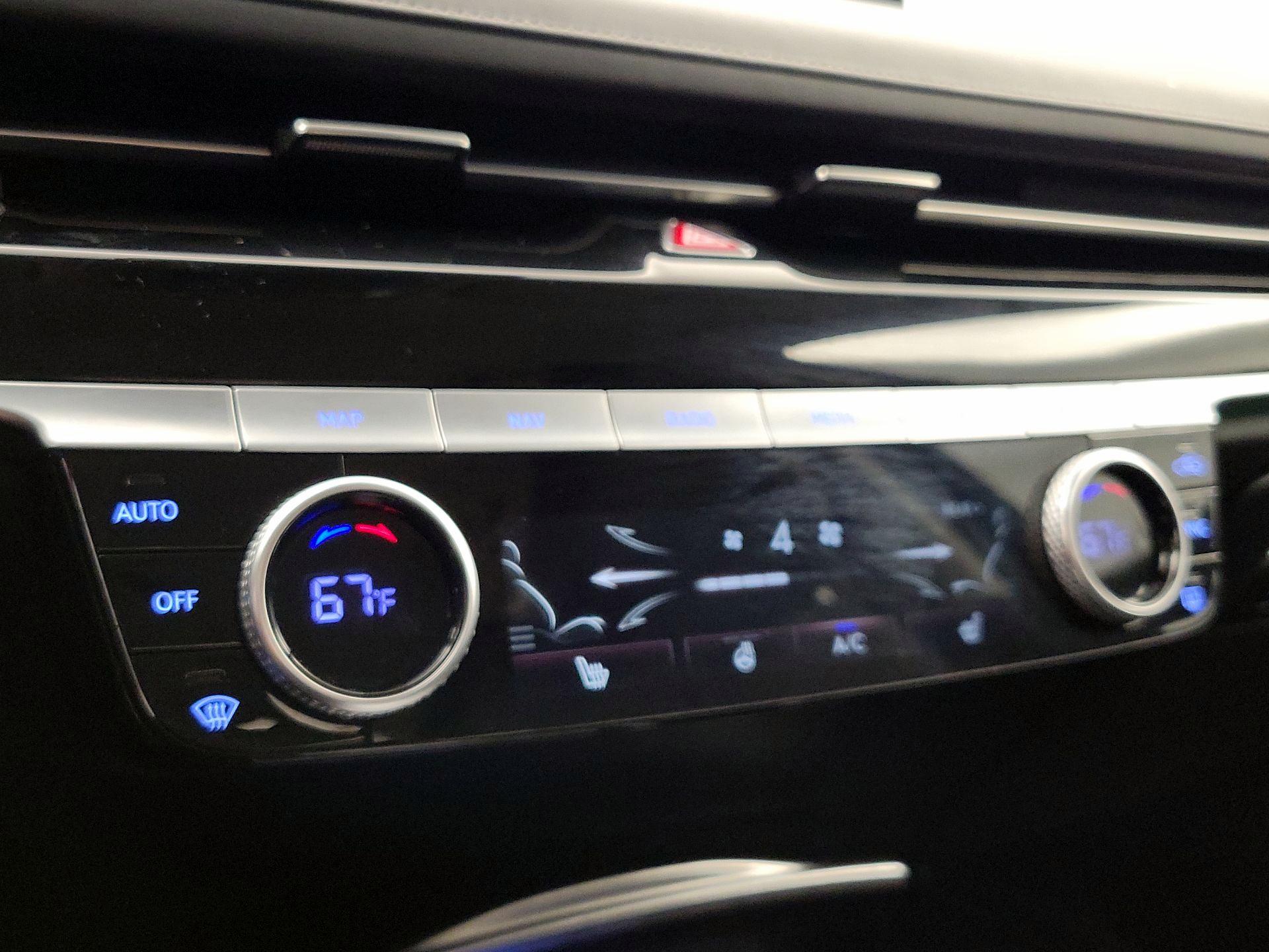 Thumbnail: 2023 Genesis G80 - 17