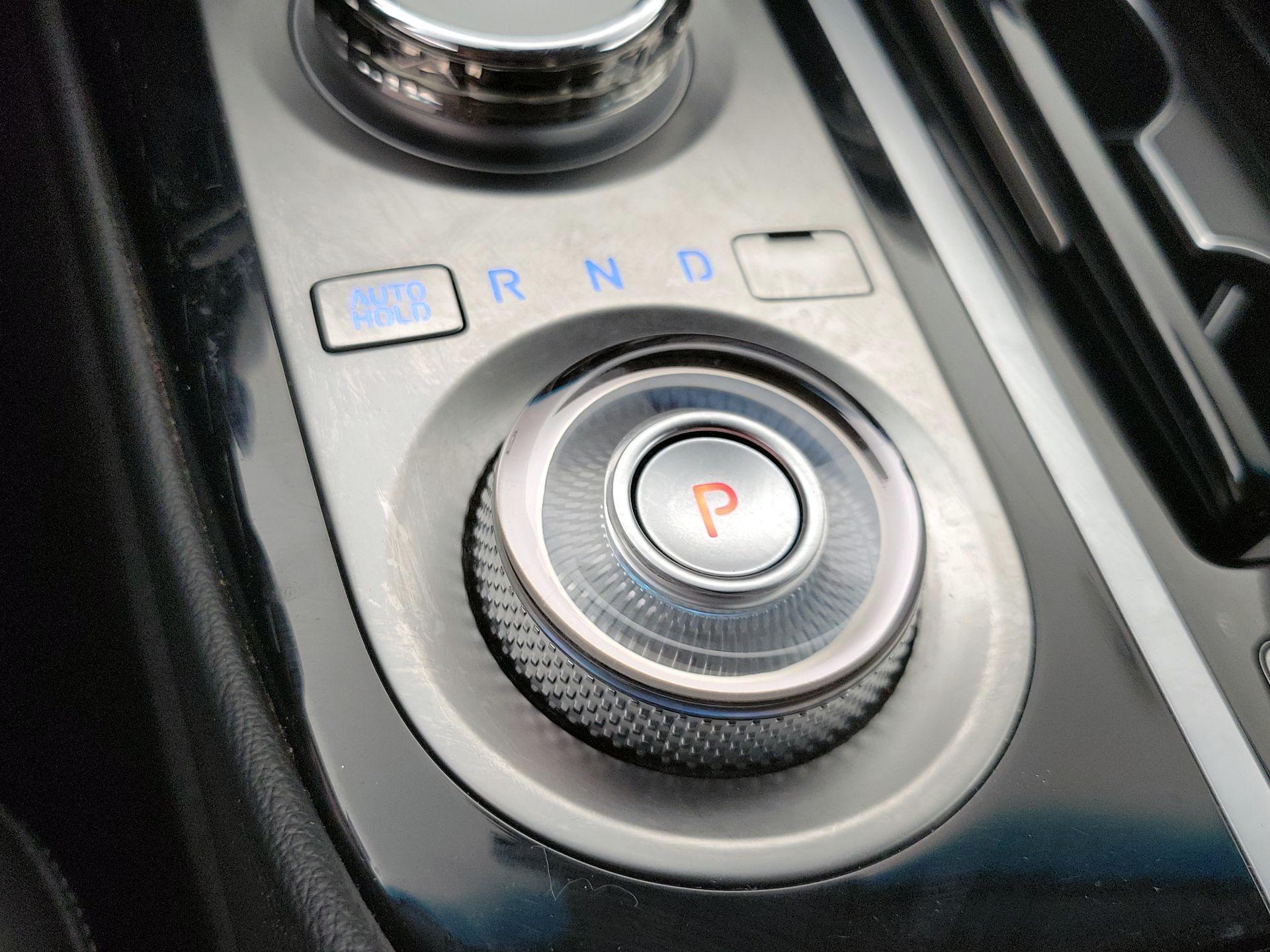 Thumbnail: 2023 Genesis G80 - 18