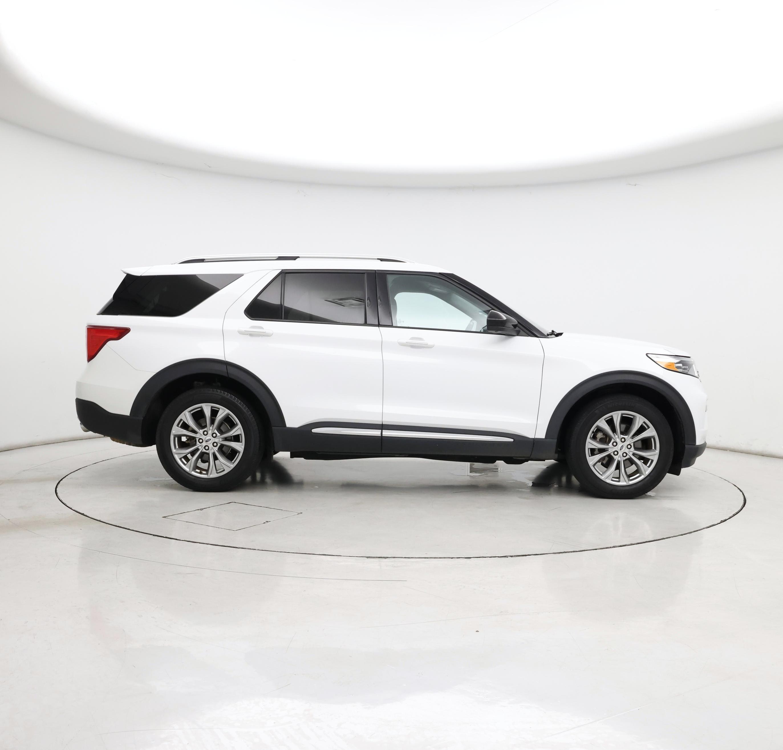 Thumbnail: 2023 Ford Explorer - 7