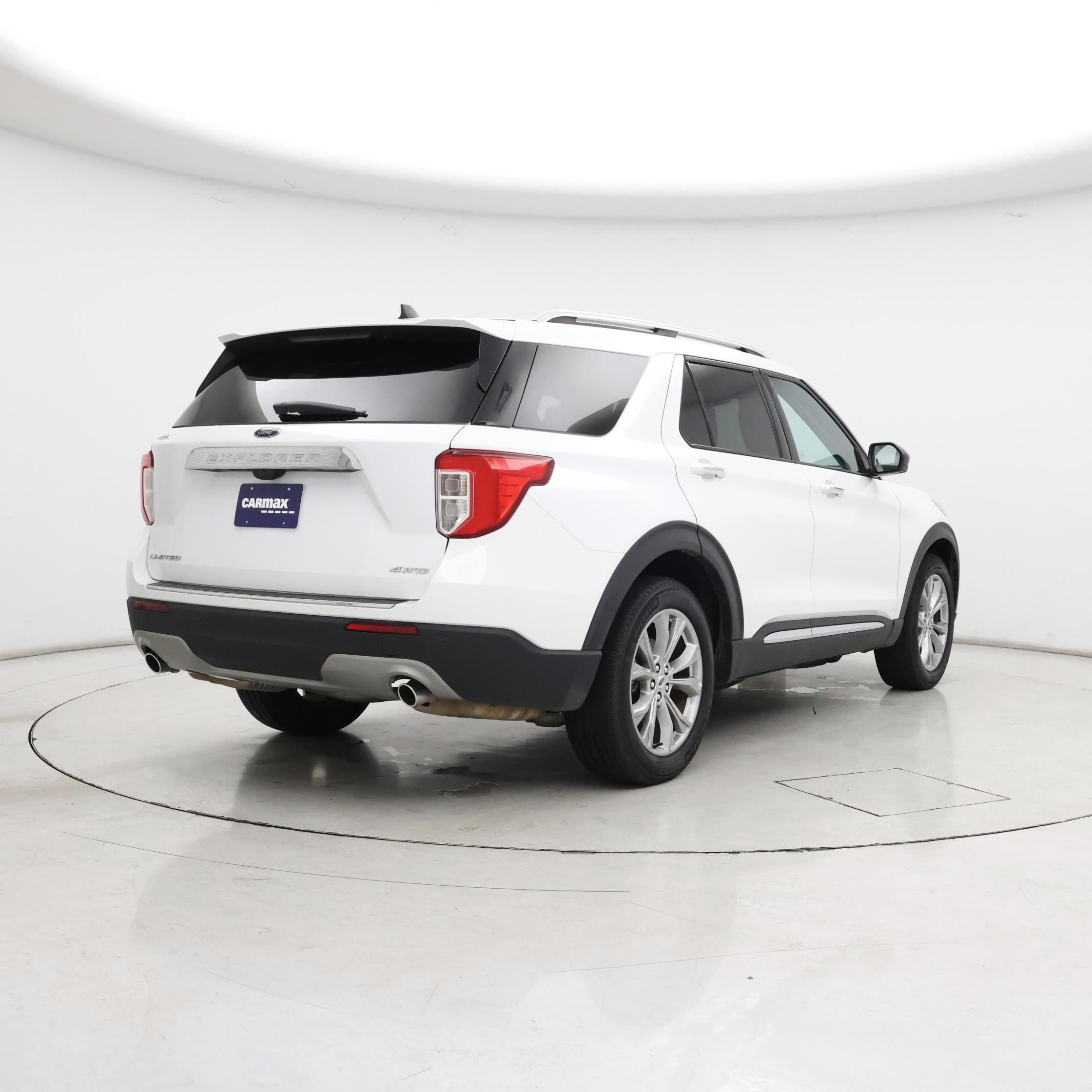 Thumbnail: 2023 Ford Explorer - 8