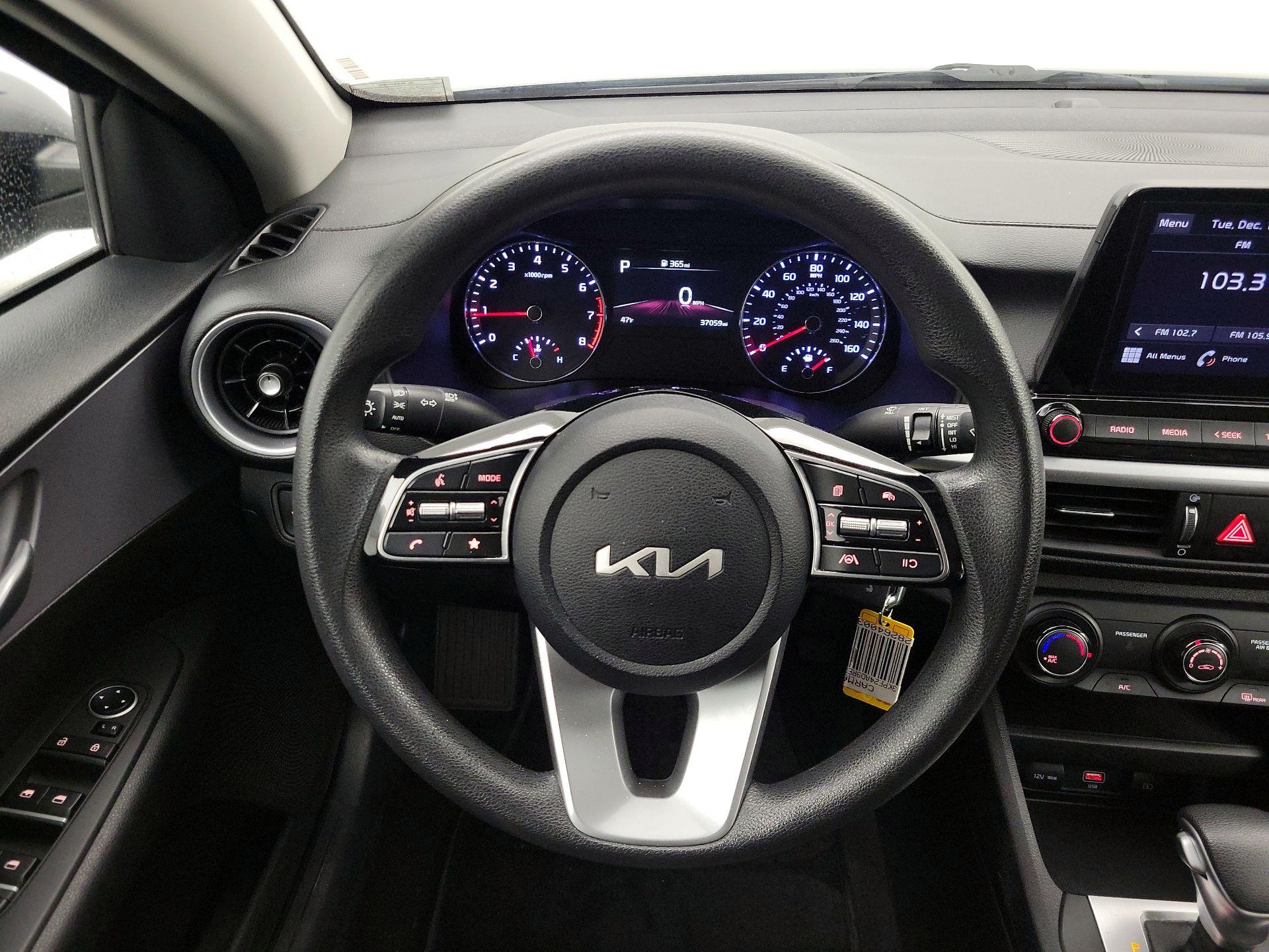 Thumbnail: 2024 Kia Forte - 10