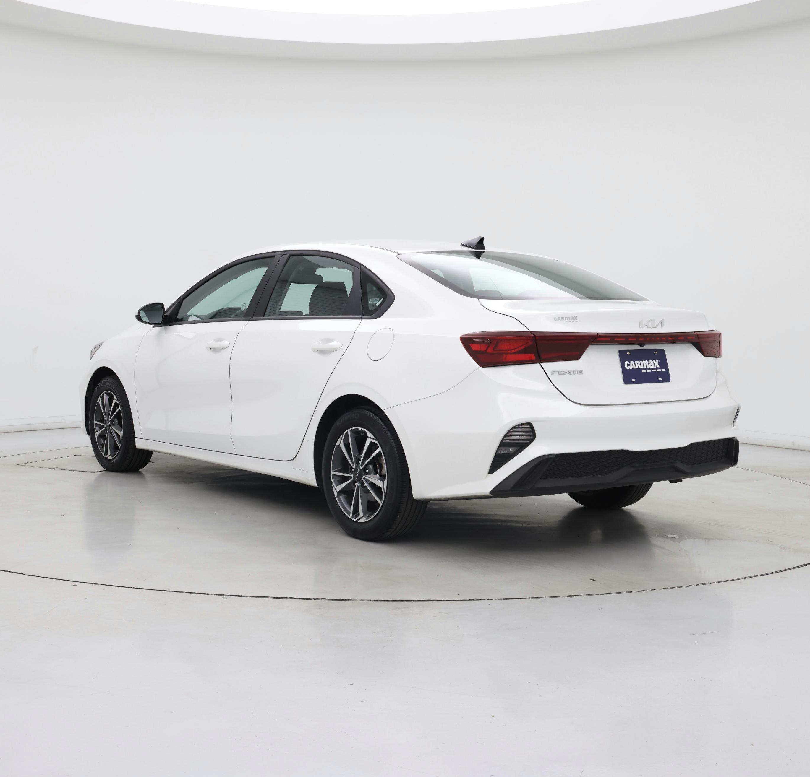 Thumbnail: 2024 Kia Forte - 2