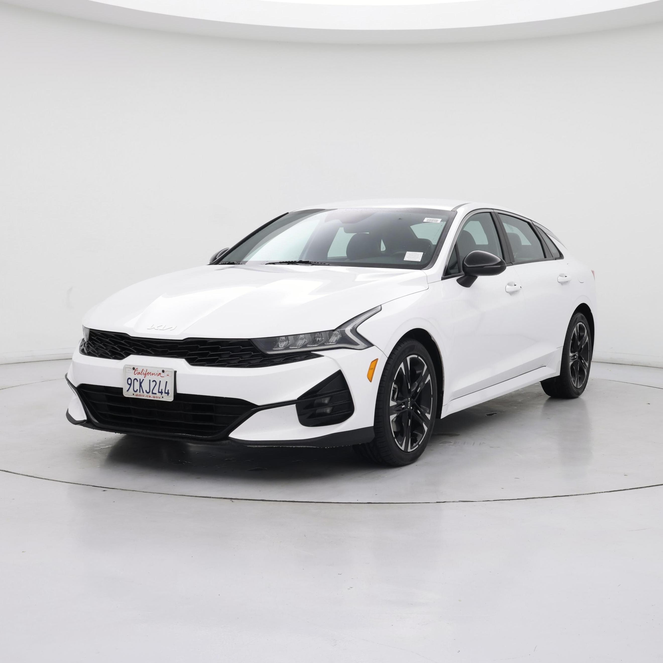 Thumbnail: 2022 Kia K5 - 4