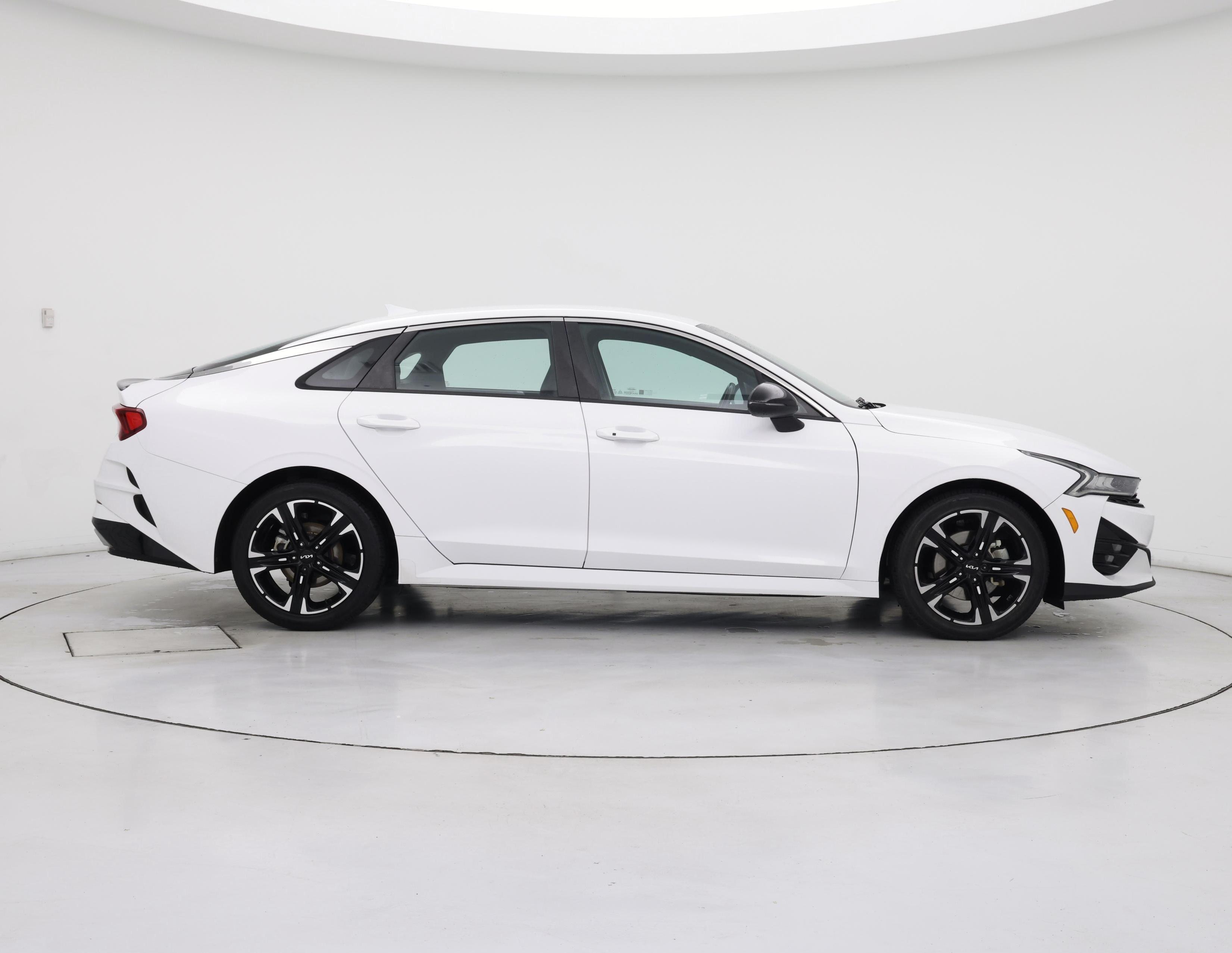 Thumbnail: 2022 Kia K5 - 7