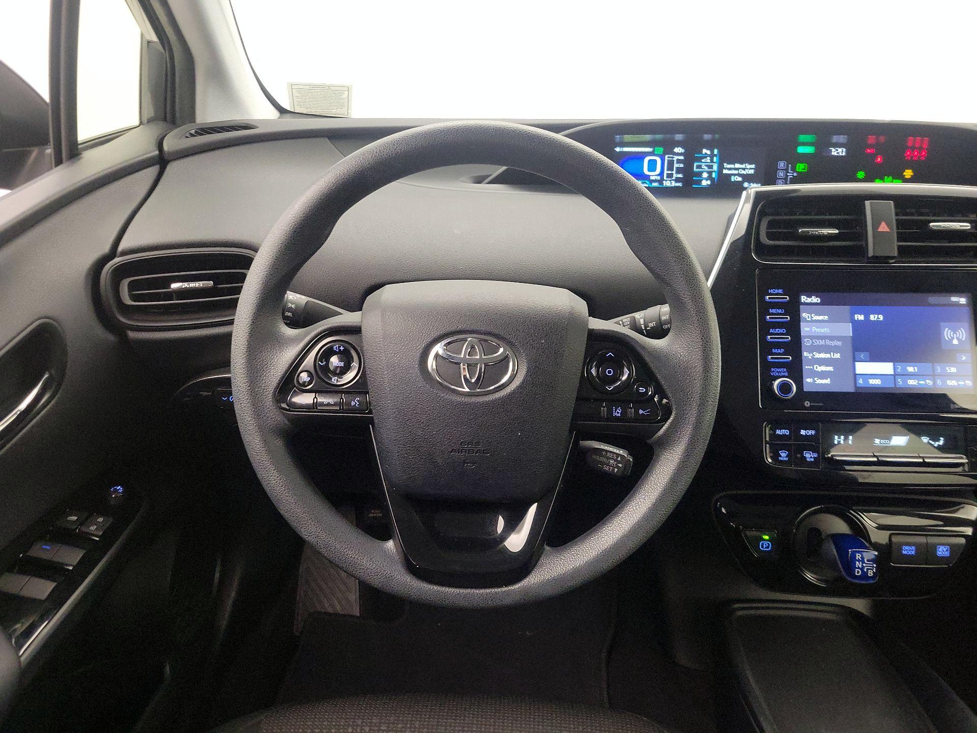 Thumbnail: 2022 Toyota Prius - 10