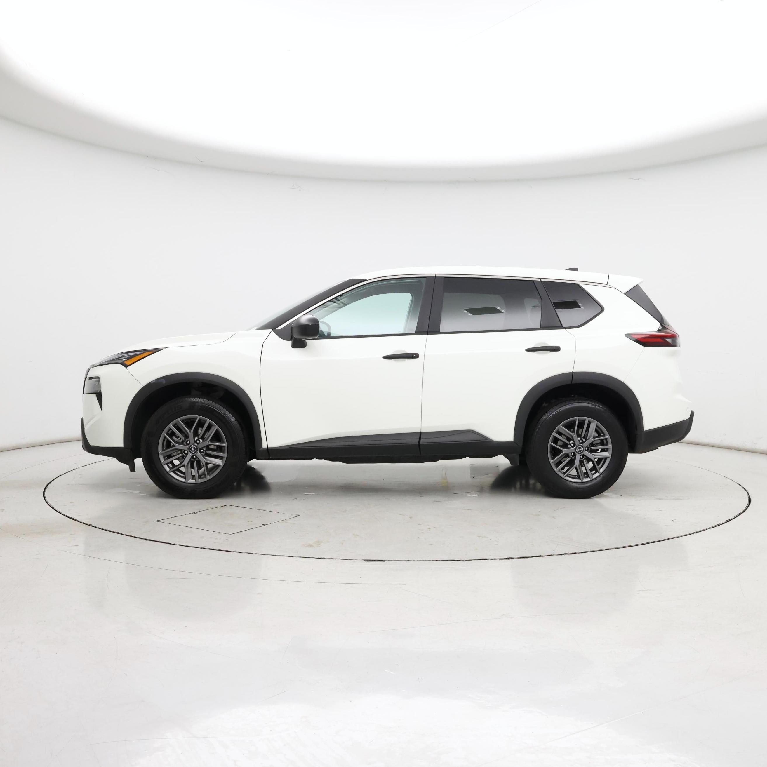 Thumbnail: 2024 Nissan Rogue - 3