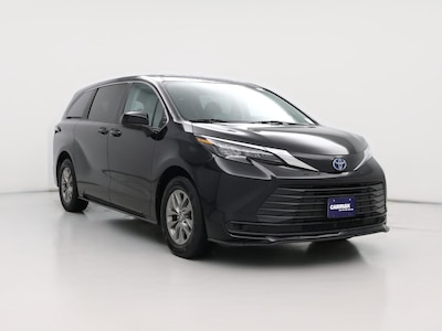 2024 Toyota Sienna Hybrid LE