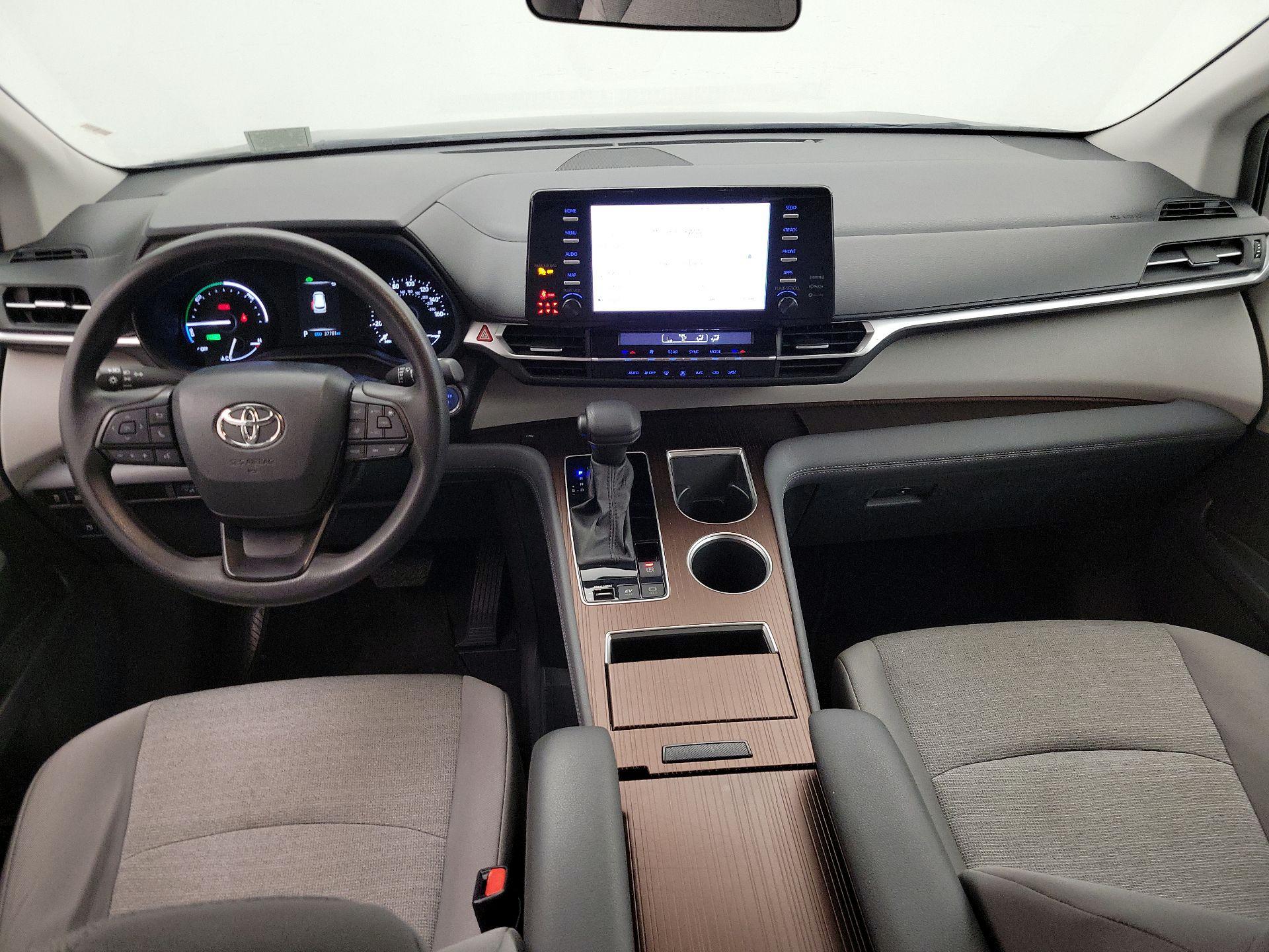 Thumbnail: 2024 Toyota Sienna - 9