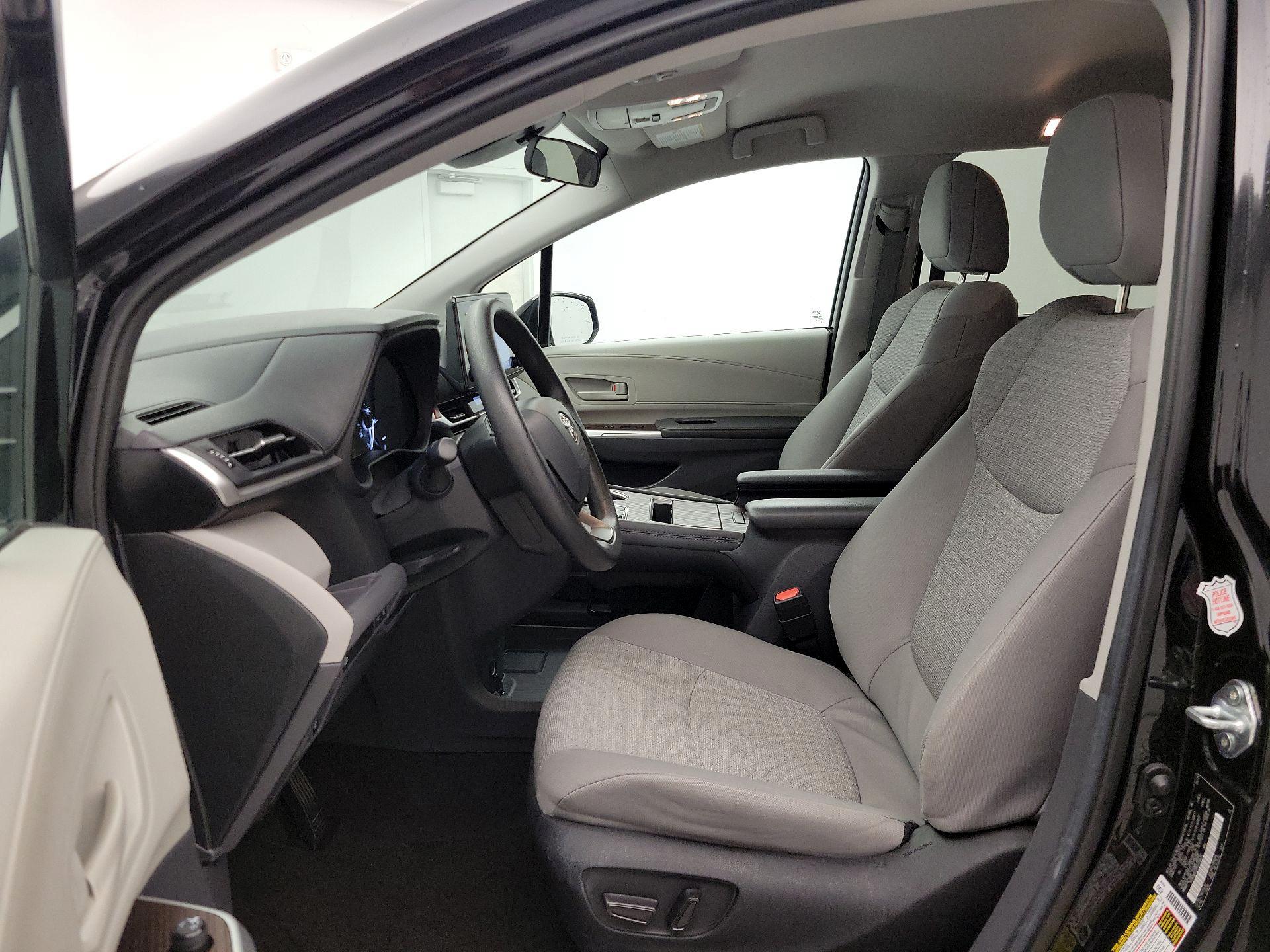 Thumbnail: 2024 Toyota Sienna - 11