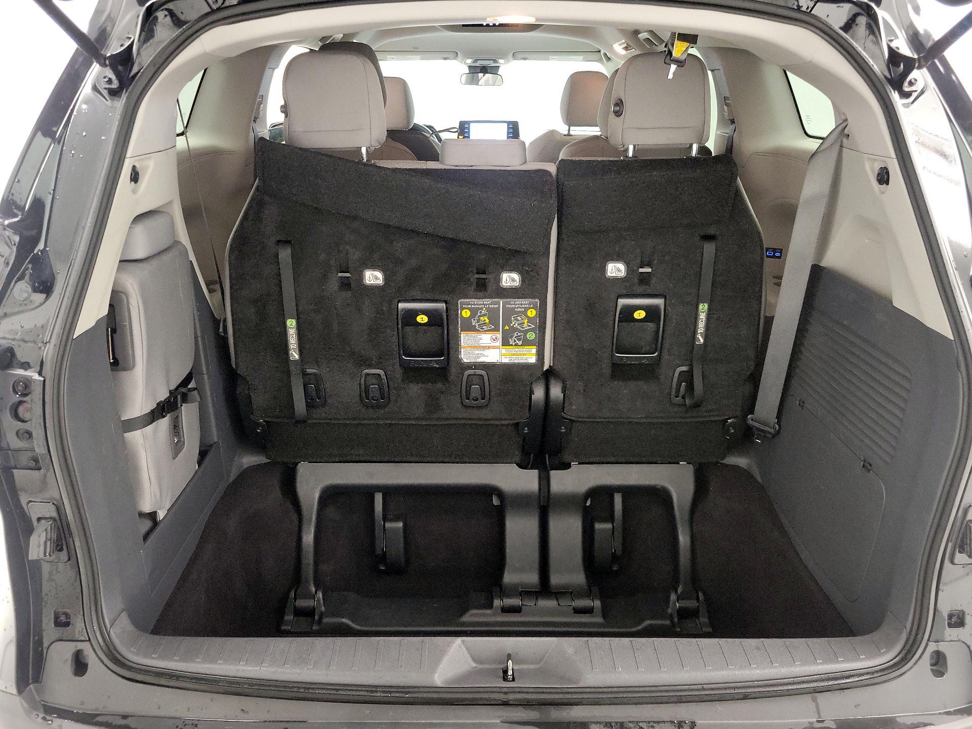 Thumbnail: 2024 Toyota Sienna - 20