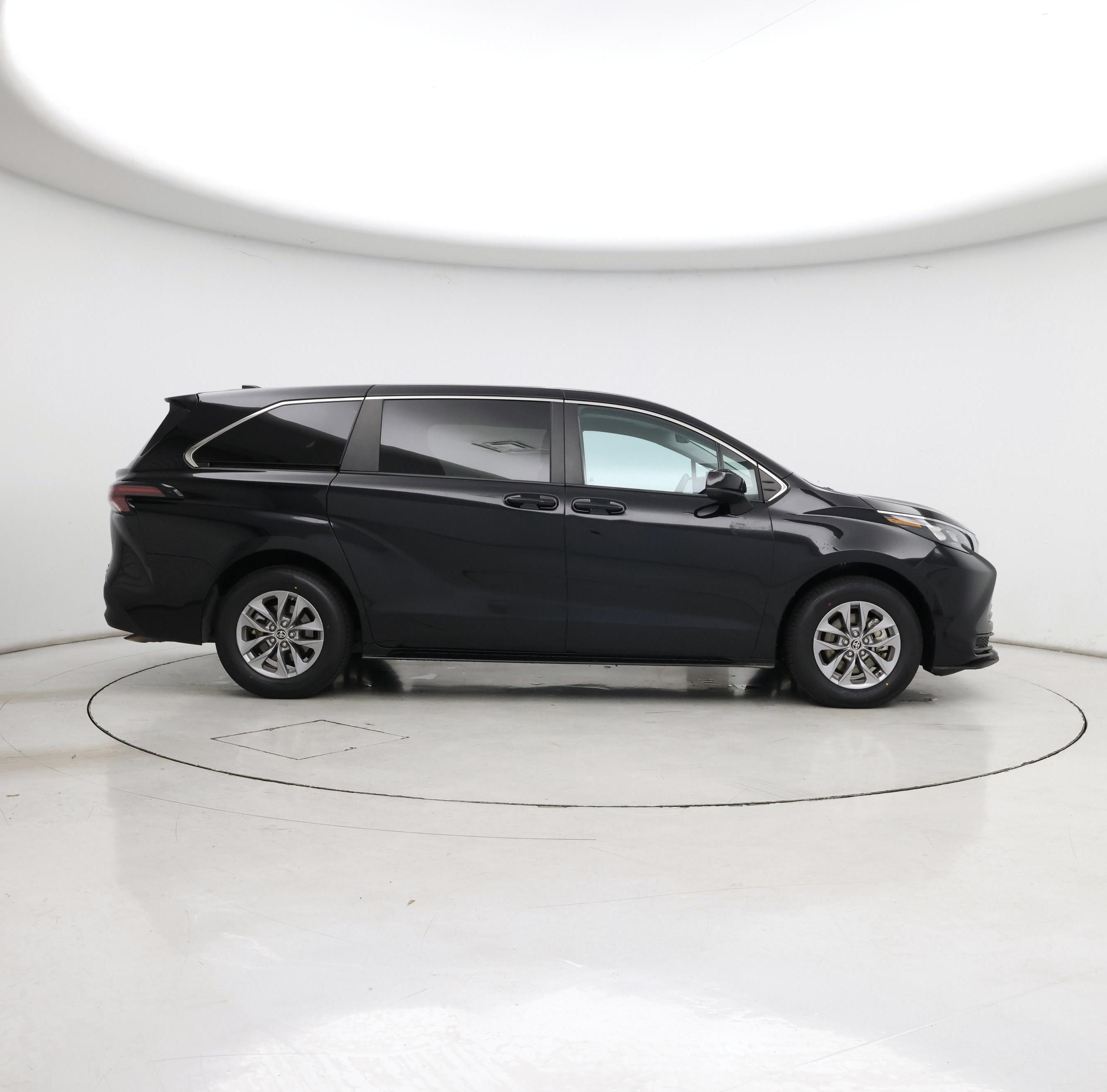 Thumbnail: 2024 Toyota Sienna - 7