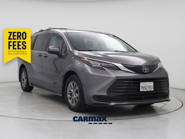 Gray 2024 Toyota Sienna Minivan Front-Wheel Drive Automatic