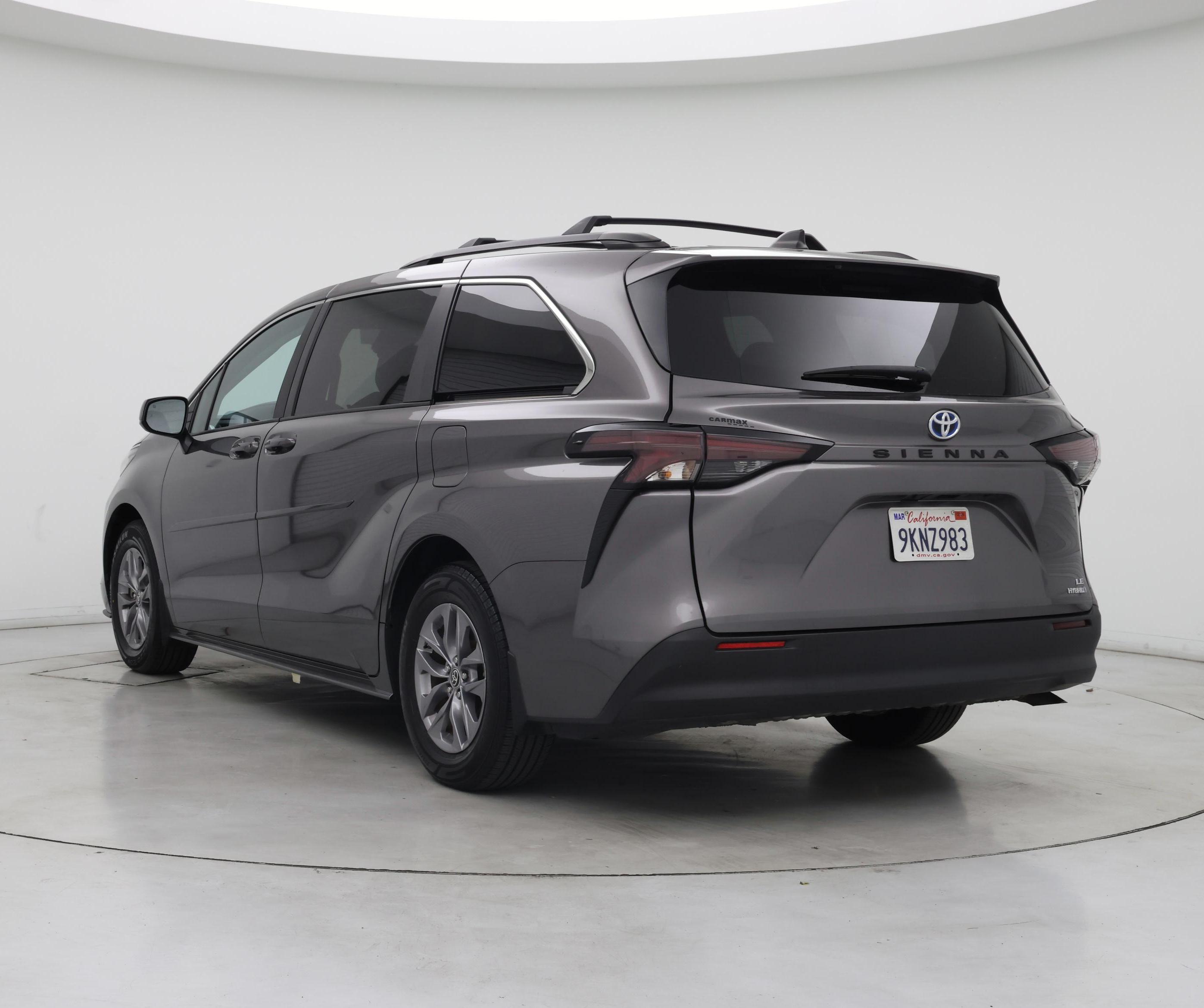 Thumbnail: 2024 Toyota Sienna - 2