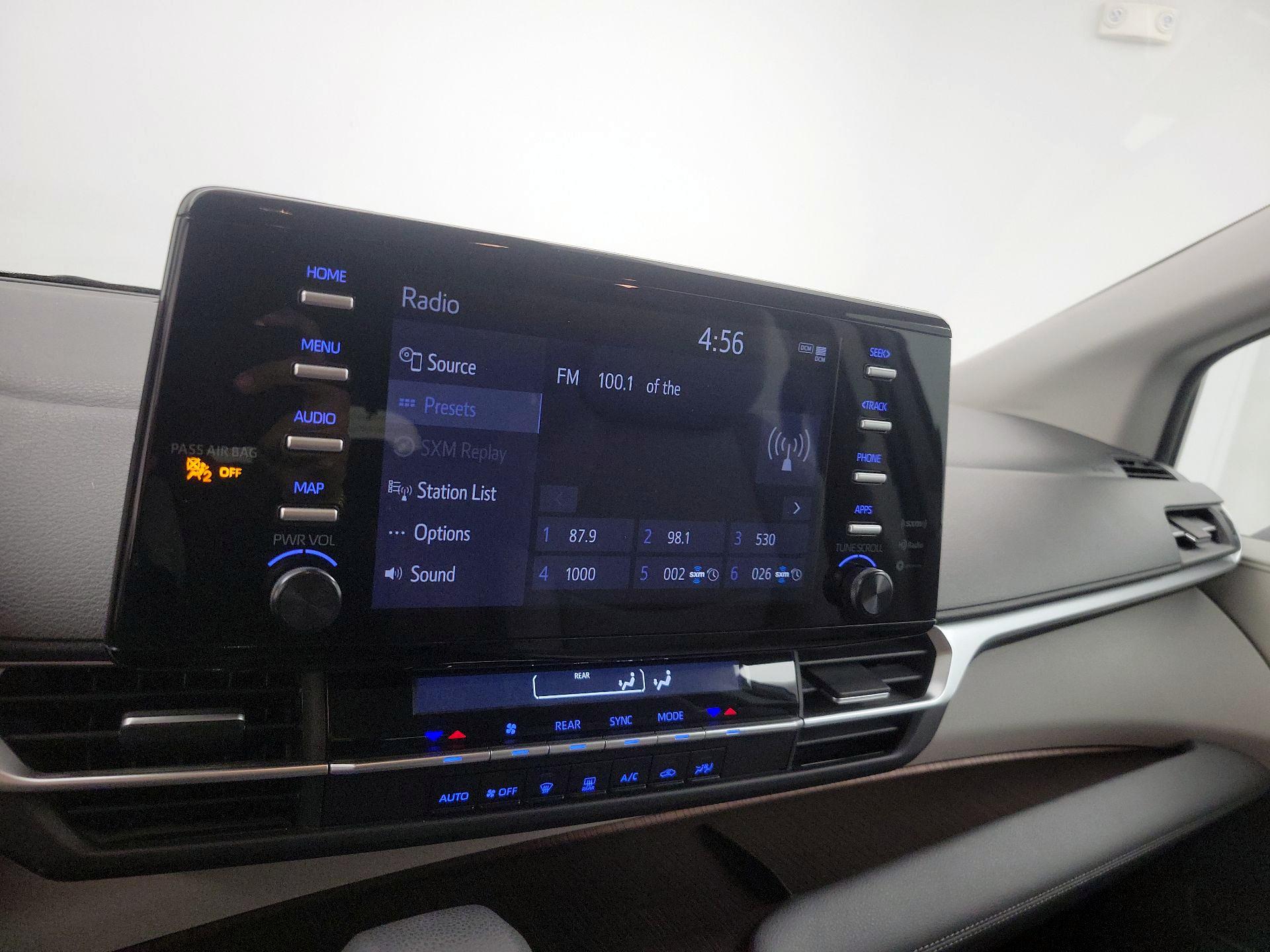 Thumbnail: 2024 Toyota Sienna - 15