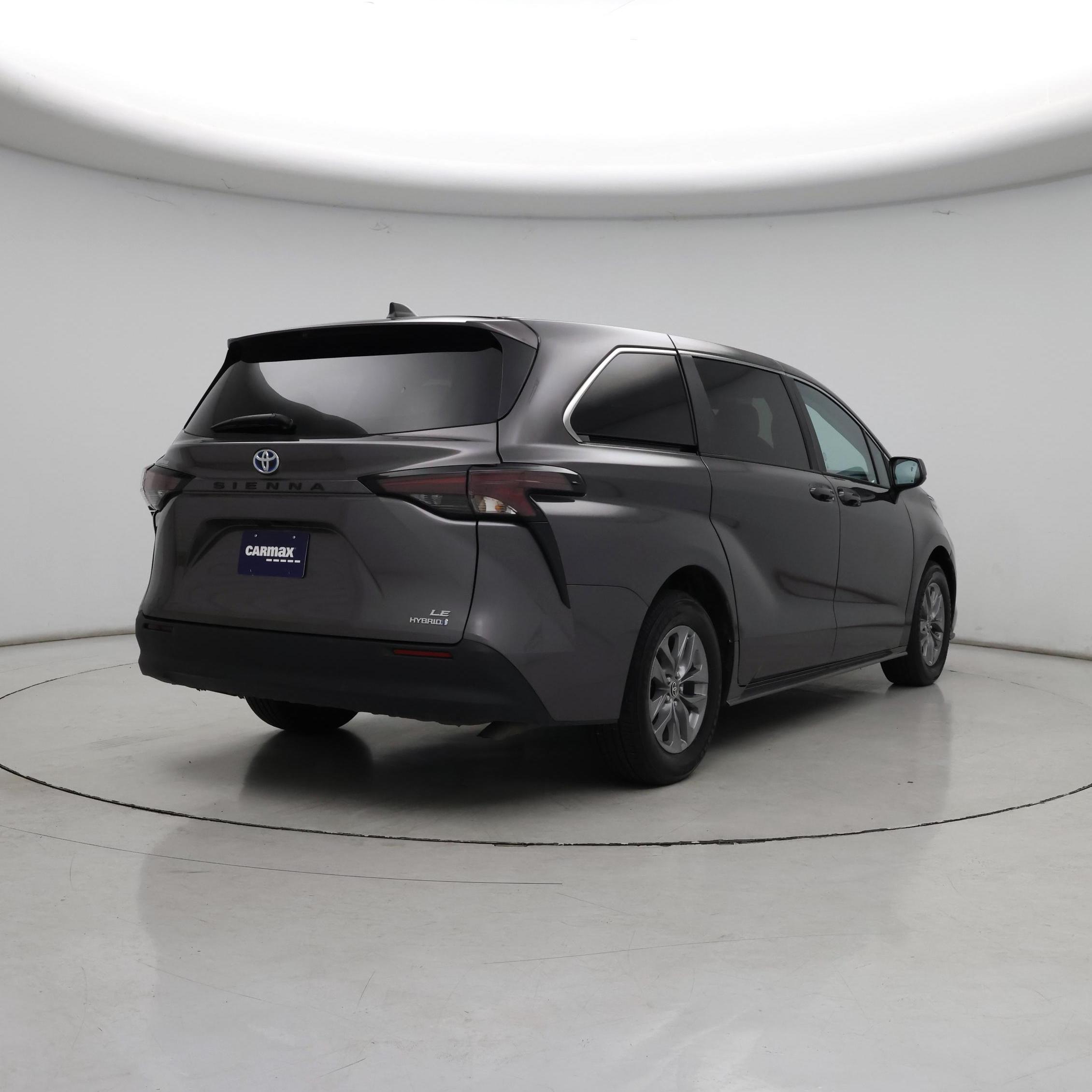 Thumbnail: 2024 Toyota Sienna - 8