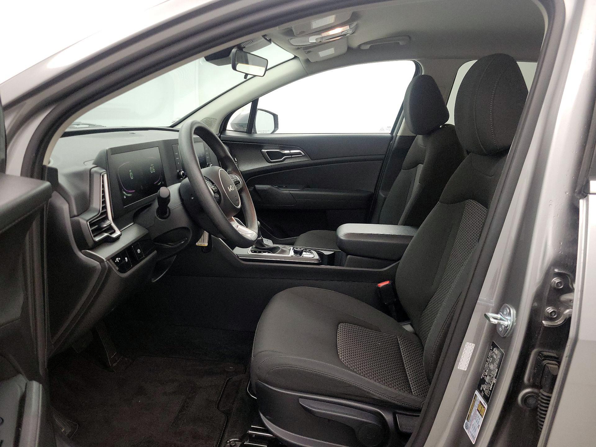 Thumbnail: 2023 Kia Sportage - 11