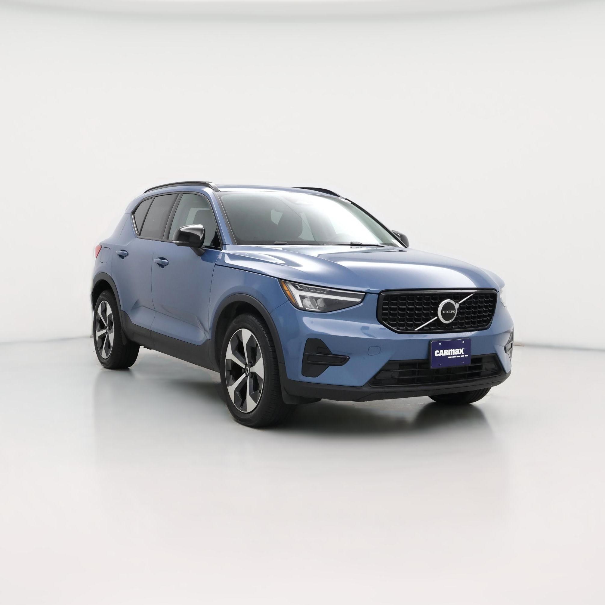 Thumbnail: 2024 Volvo XC40 - 1
