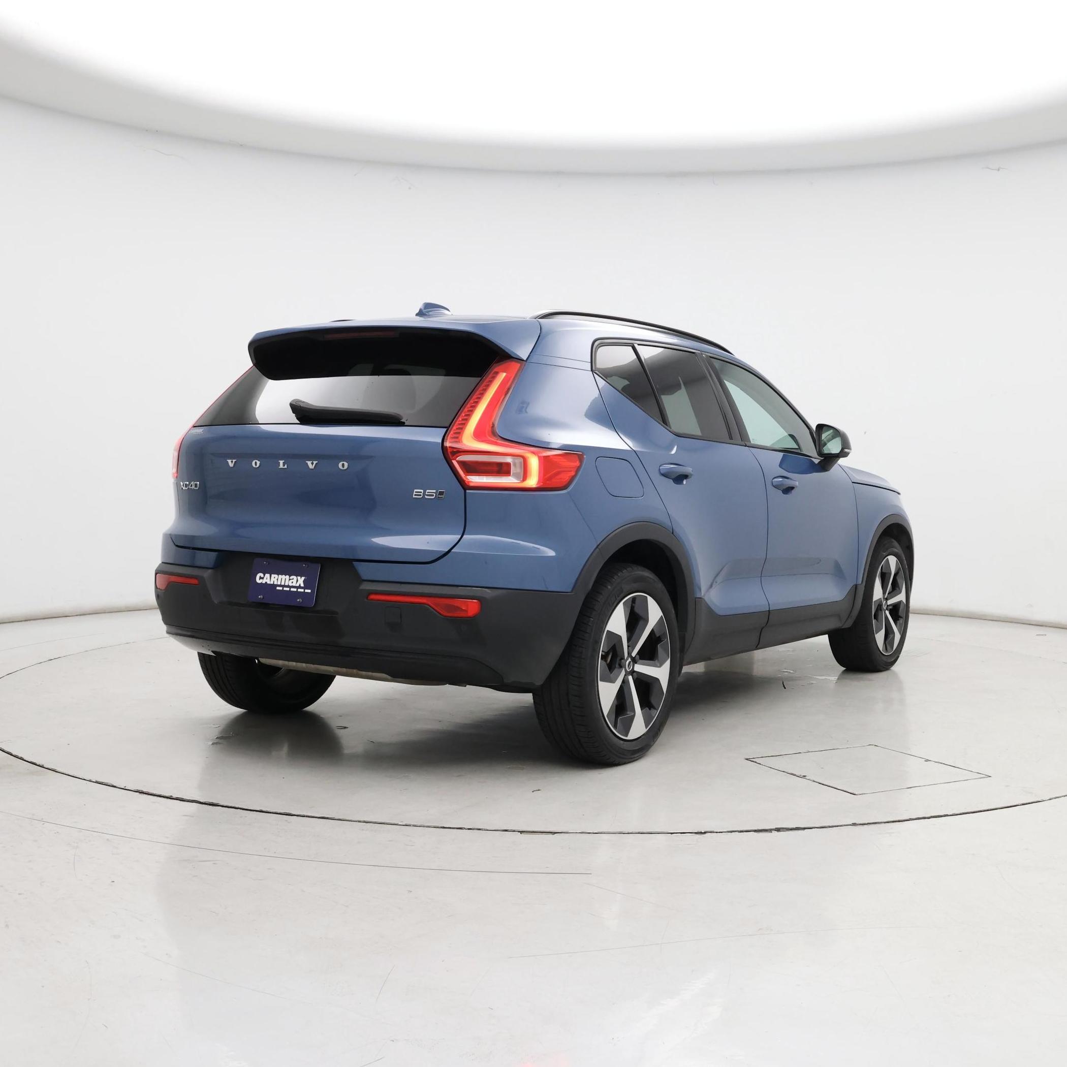 Thumbnail: 2024 Volvo XC40 - 8