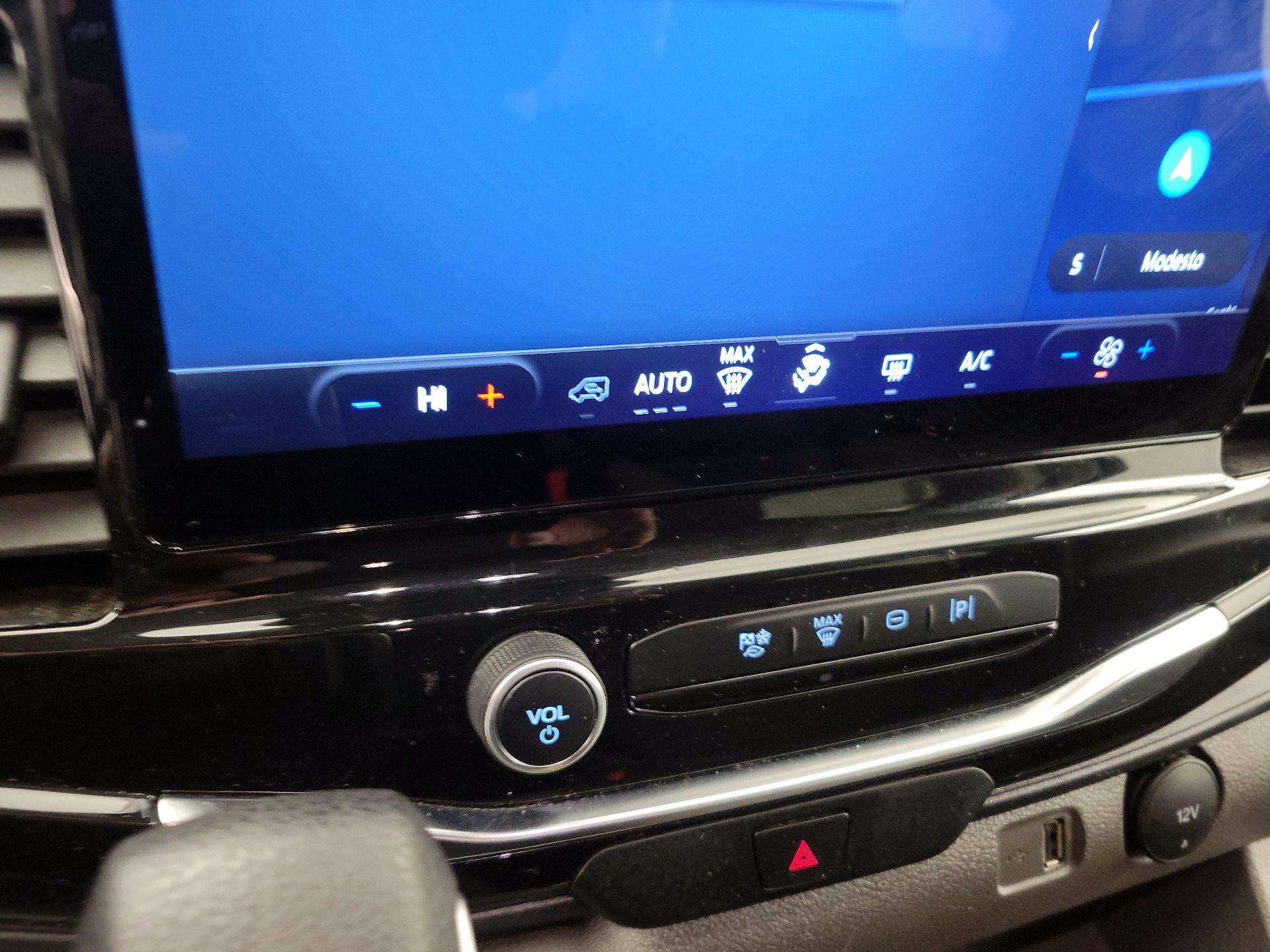 Thumbnail: 2023 Ford Transit Series - 17