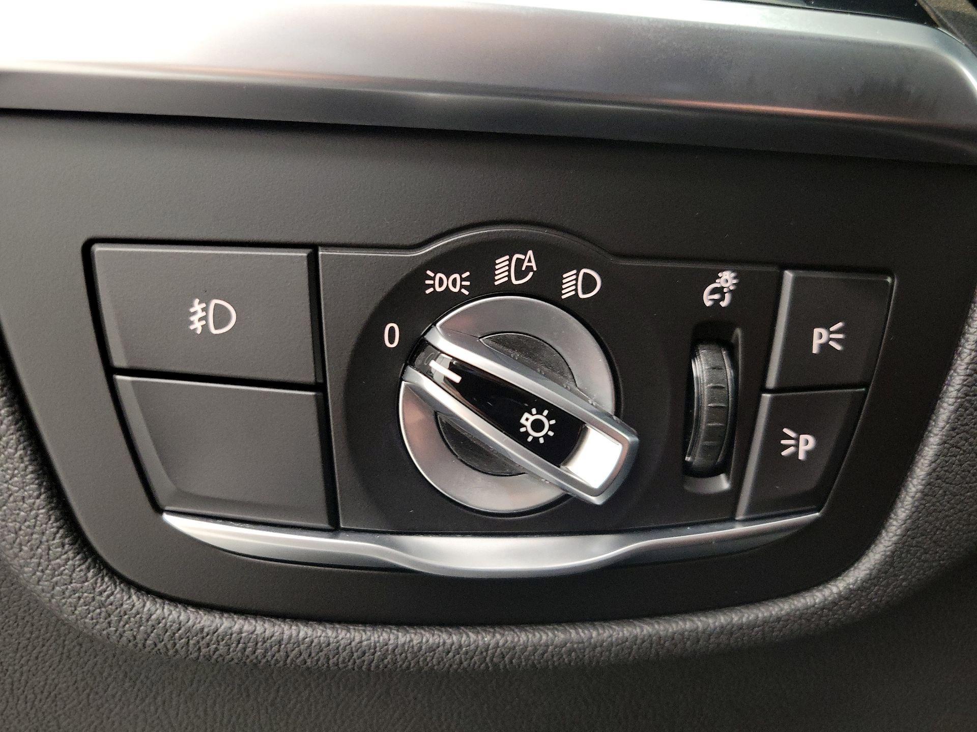 Thumbnail: 2021 BMW X4 - 13