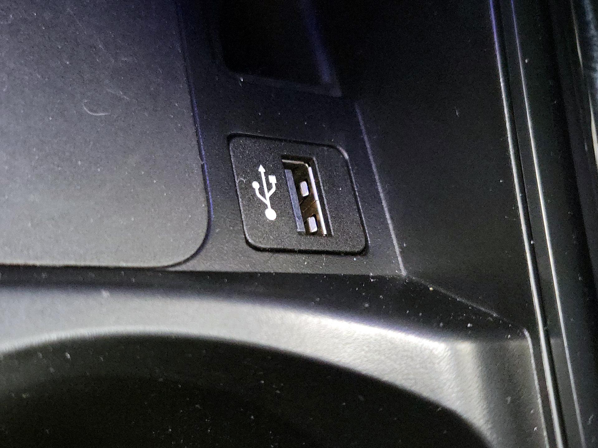 Thumbnail: 2021 BMW X4 - 19