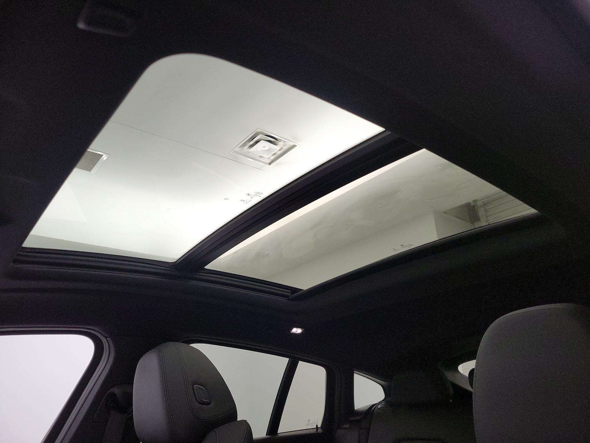 Thumbnail: 2021 BMW X4 - 20