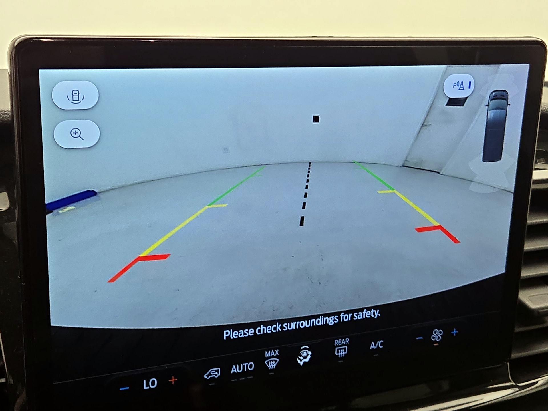 Thumbnail: 2023 Ford Transit Series - 15