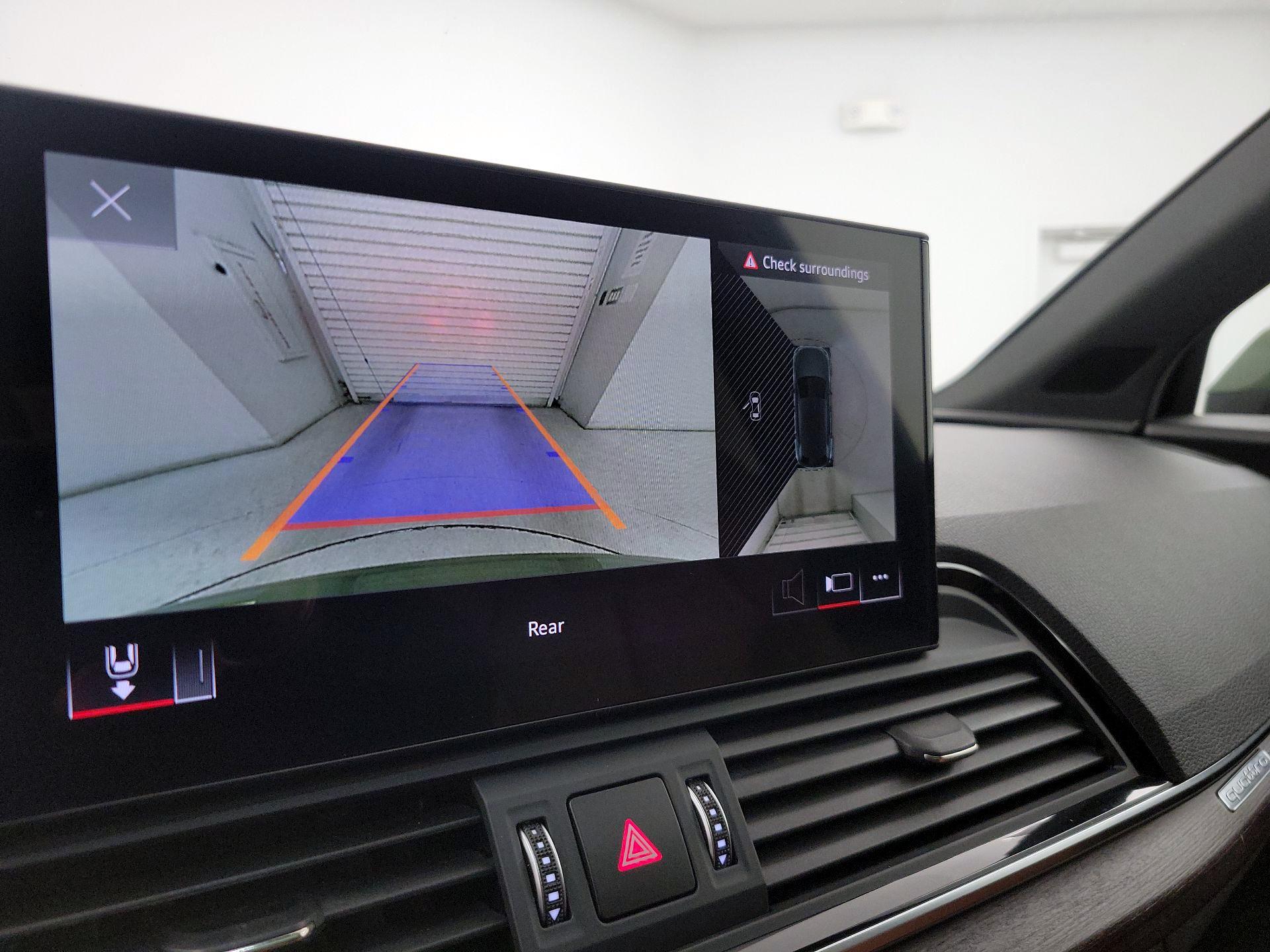 Thumbnail: 2022 Audi Q5 - 15