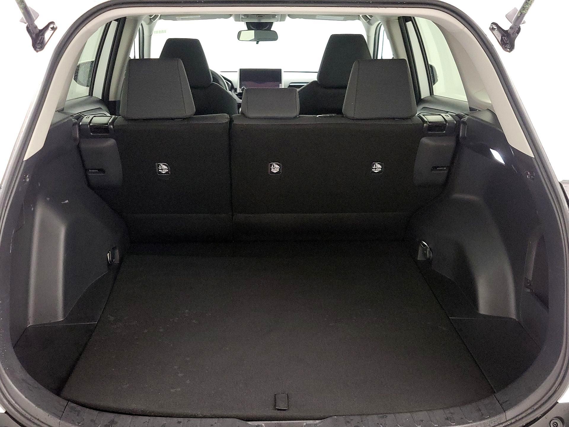 Thumbnail: 2023 Toyota RAV4 - 20