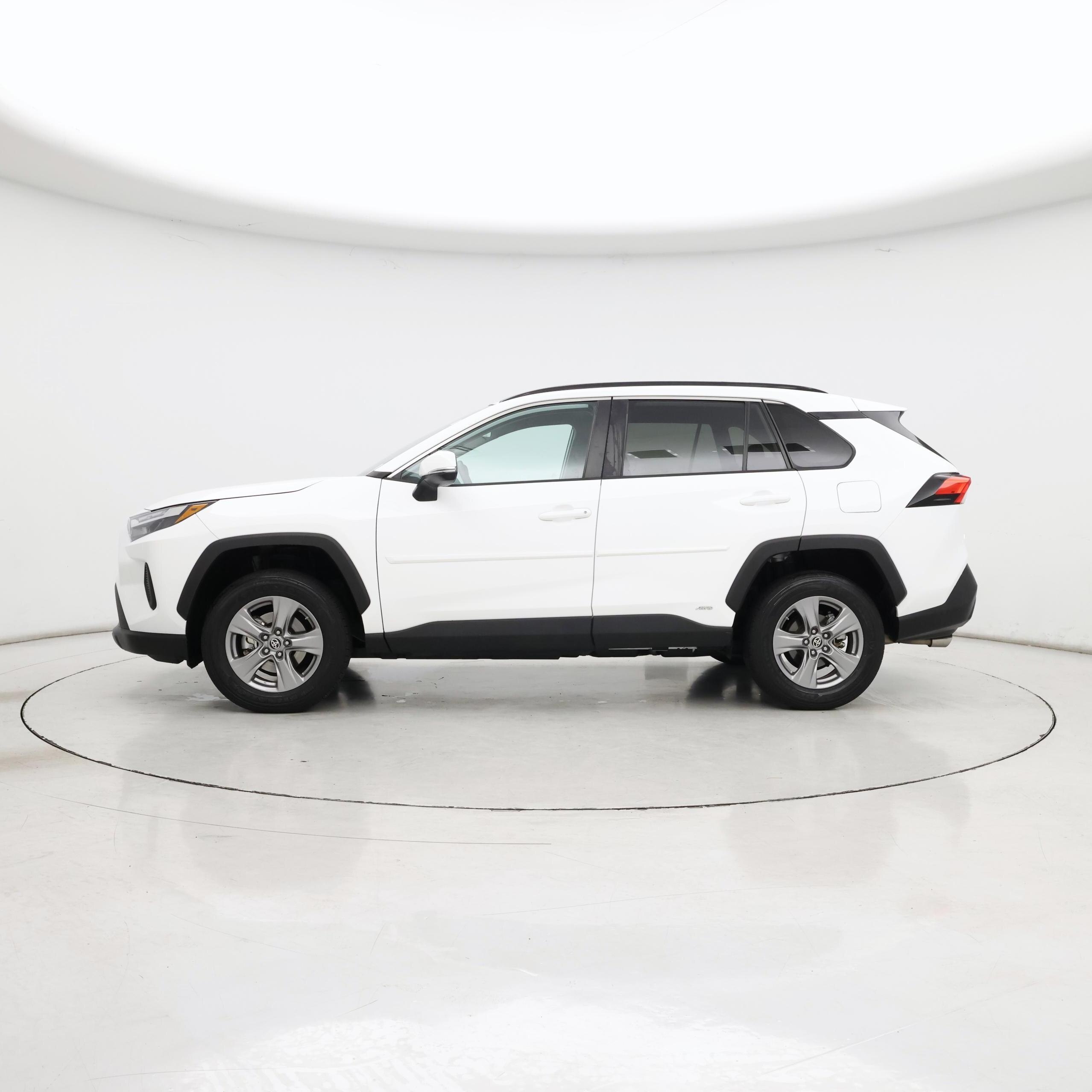 Thumbnail: 2023 Toyota RAV4 - 3