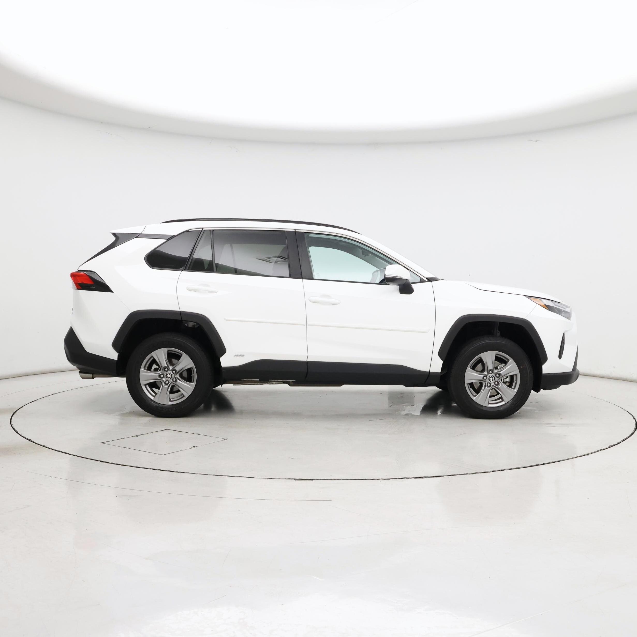 Thumbnail: 2023 Toyota RAV4 - 7