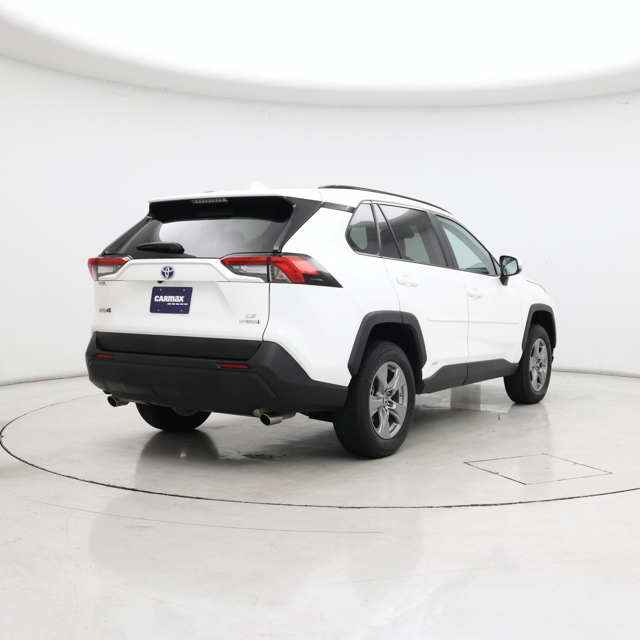 Thumbnail: 2023 Toyota RAV4 - 8