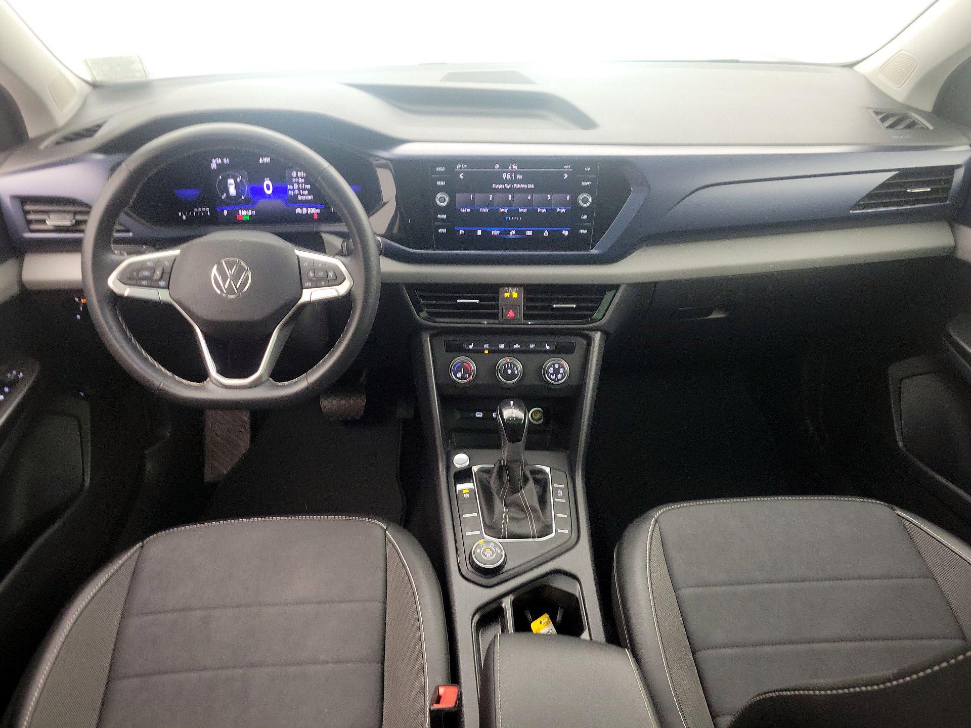 Thumbnail: 2022 Volkswagen Taos - 9