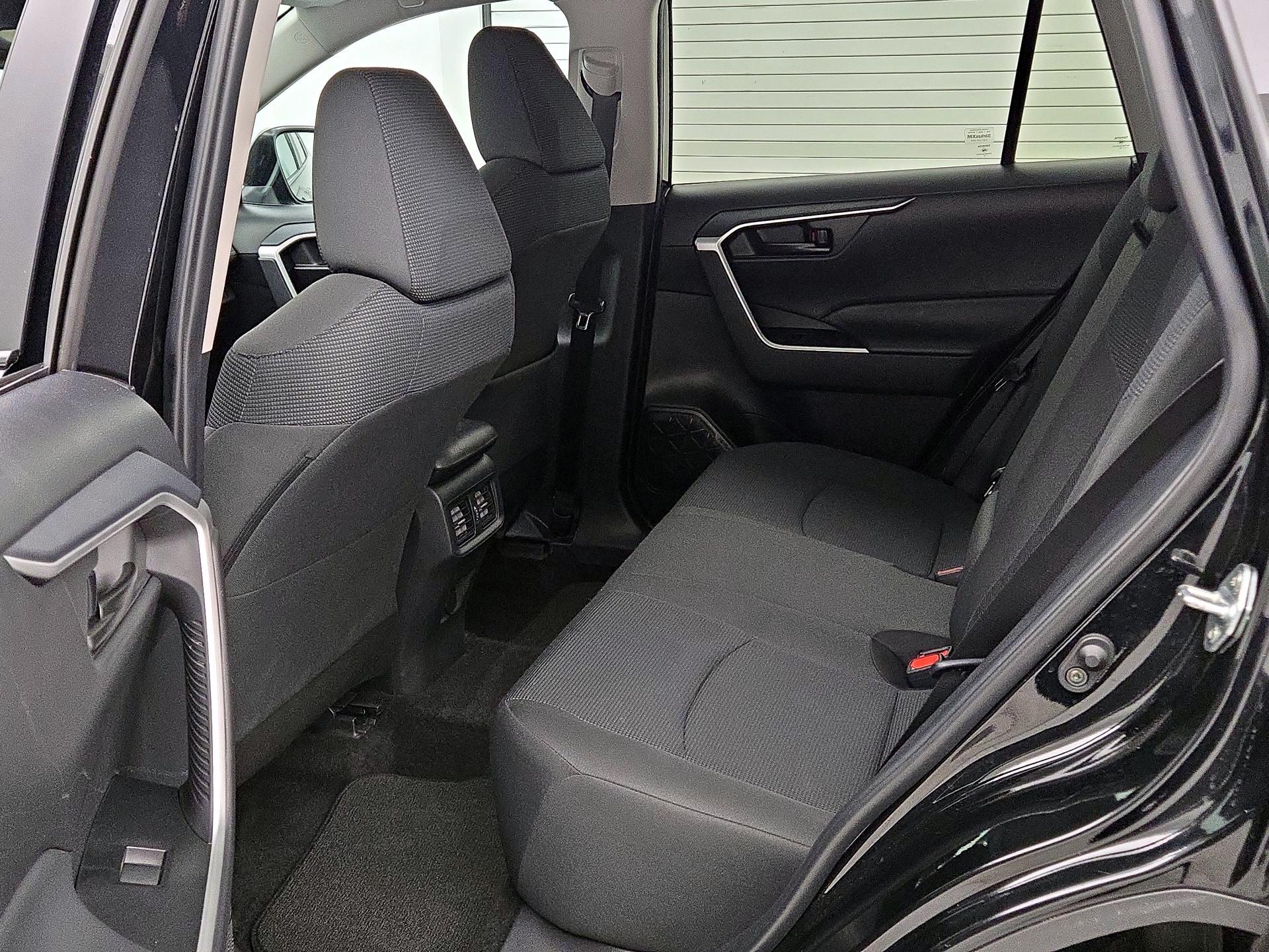 Thumbnail: 2024 Toyota RAV4 - 19