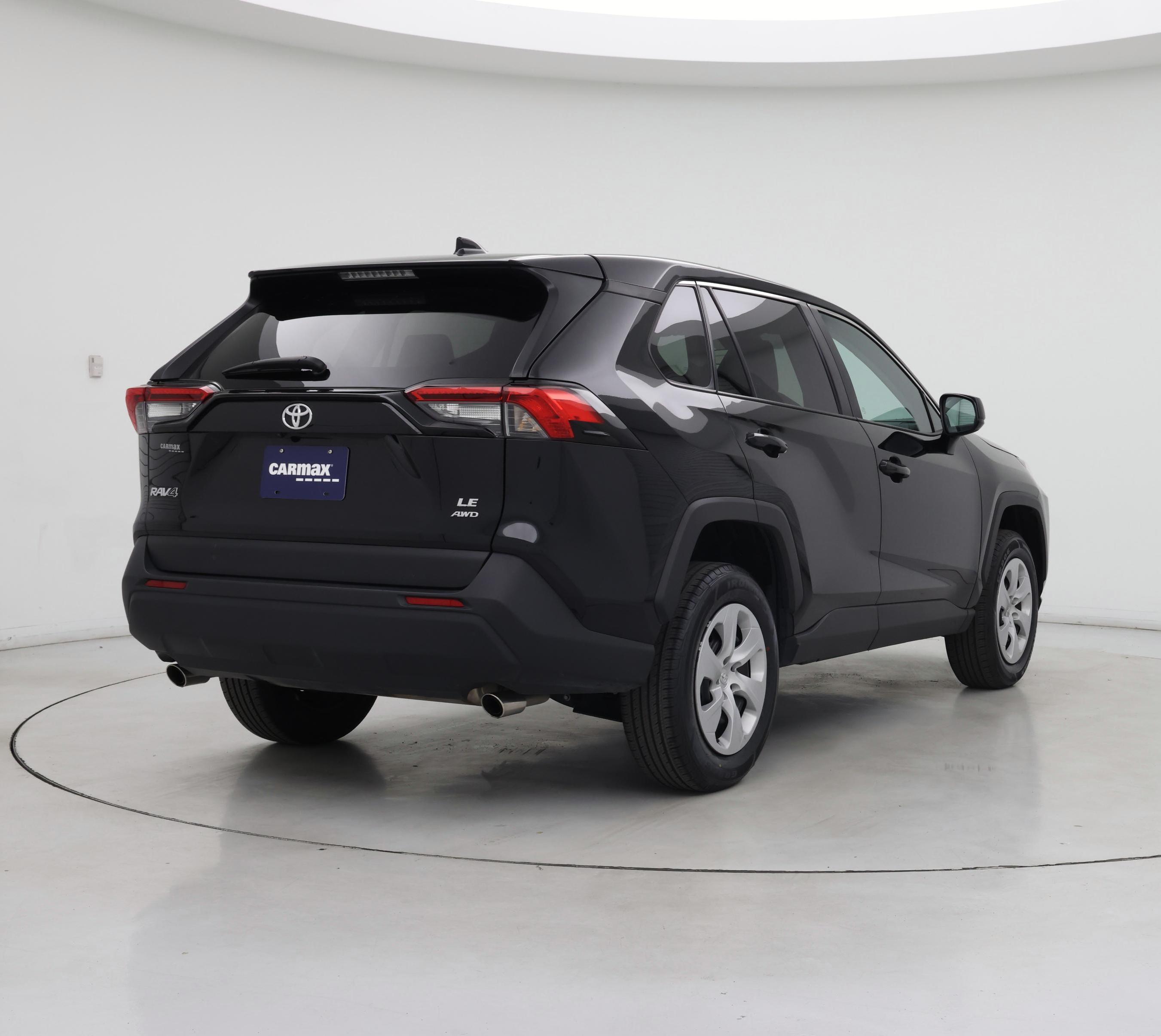 Thumbnail: 2024 Toyota RAV4 - 8