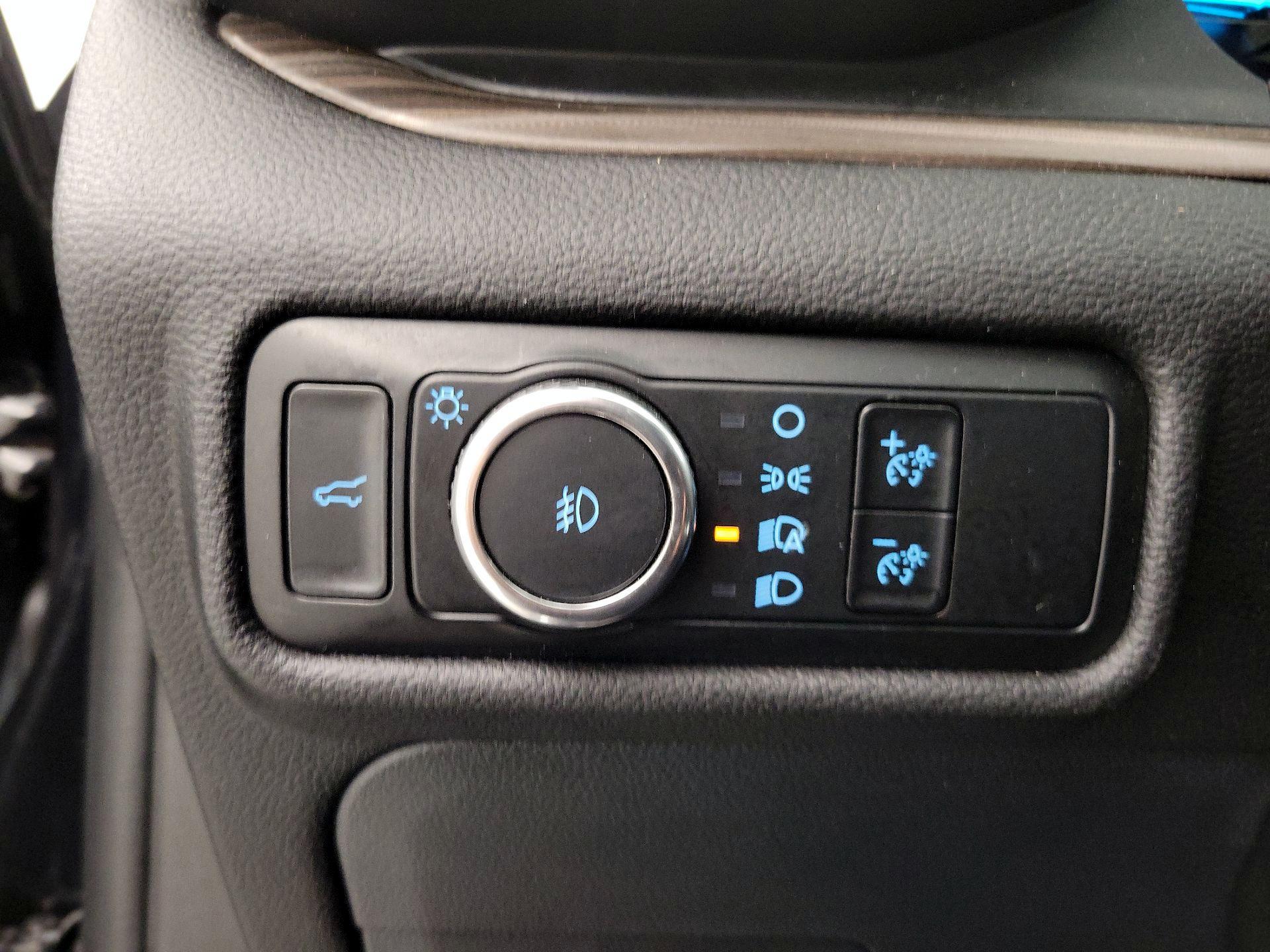 Thumbnail: 2023 Ford Explorer - 13